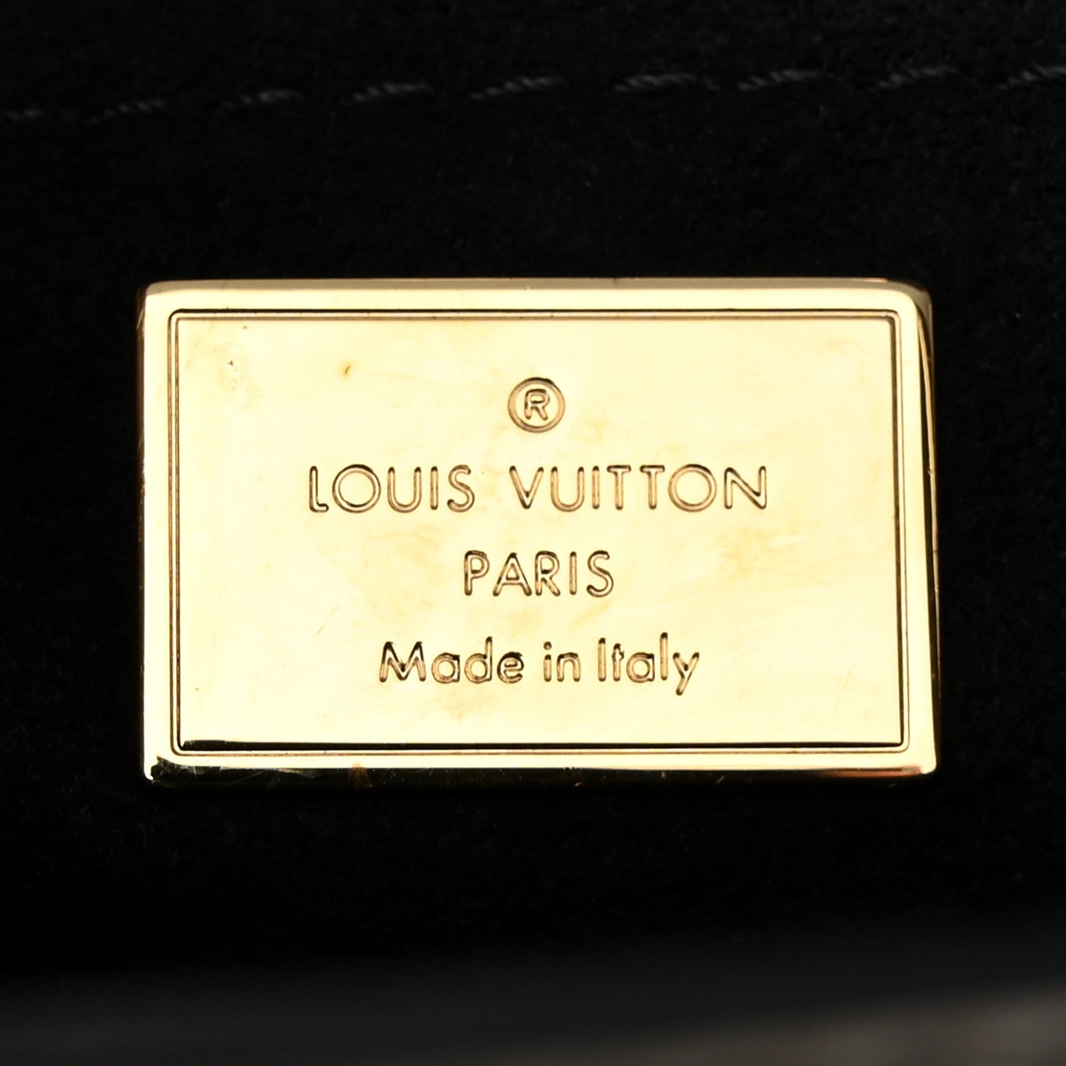 Louis Vuitton Vernis Epi Monogram Spring Street Bitume Metallise 6 of 9