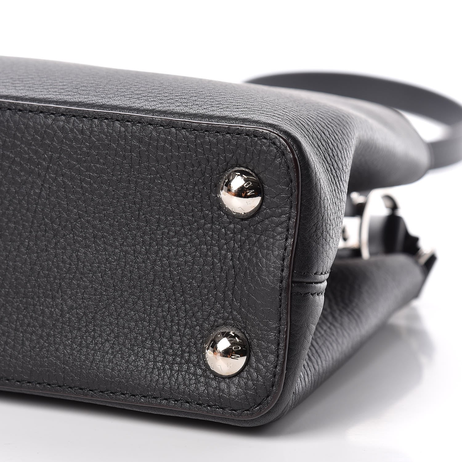 Louis Vuitton Taurillon Capucines BB Black 7 of 10
