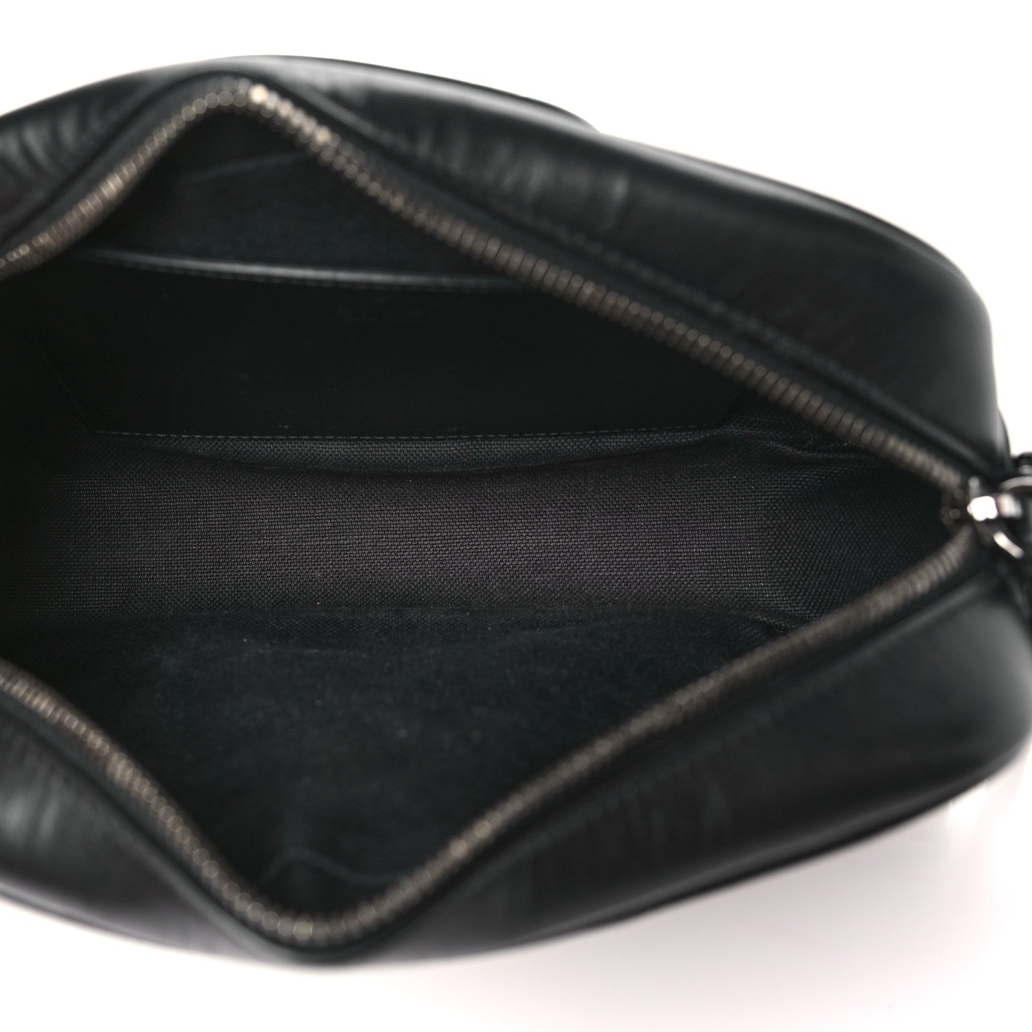 Gucci Calfskin Matelasse Monochrome Small GG Marmont Chain Shoulder Bag Black 5 of 10