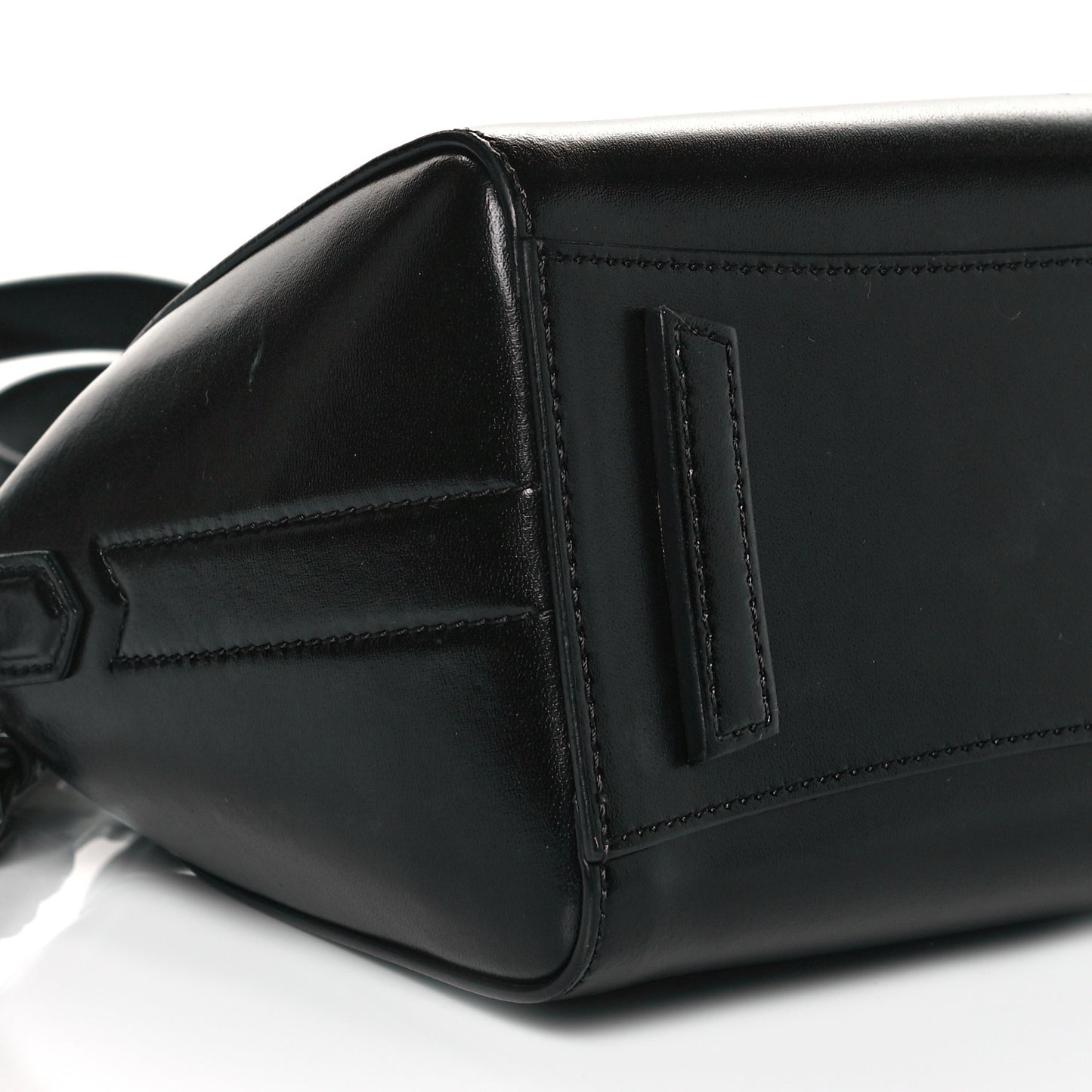Shiny Lord Calfskin Mini Antigona Black