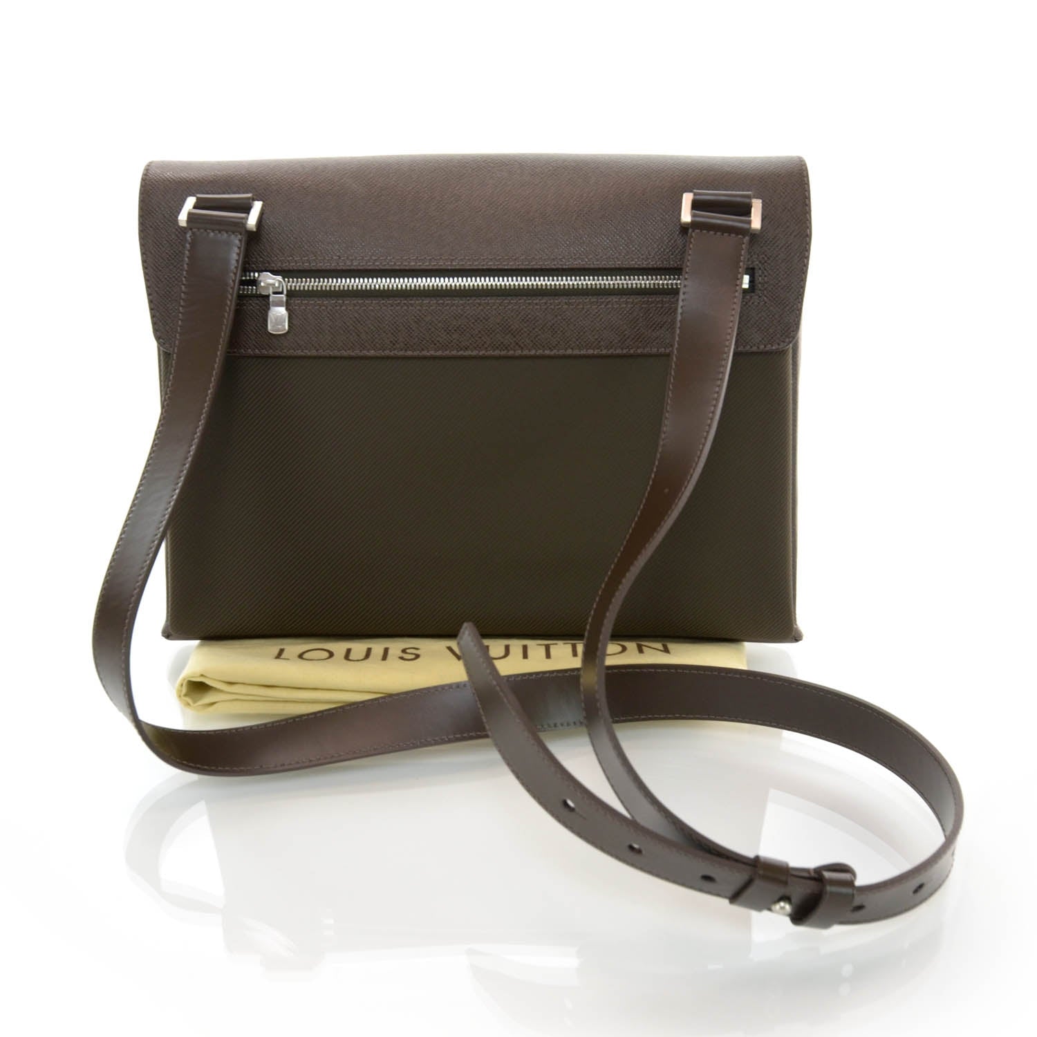 Louis Vuitton Taiga Saratov GM Grizzli 3 of 8
