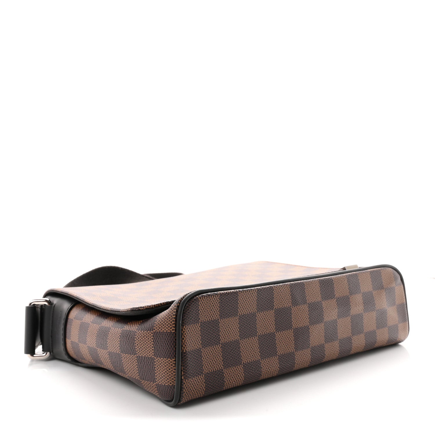 Louis Vuitton Damier Ebene District PM 4 of 10