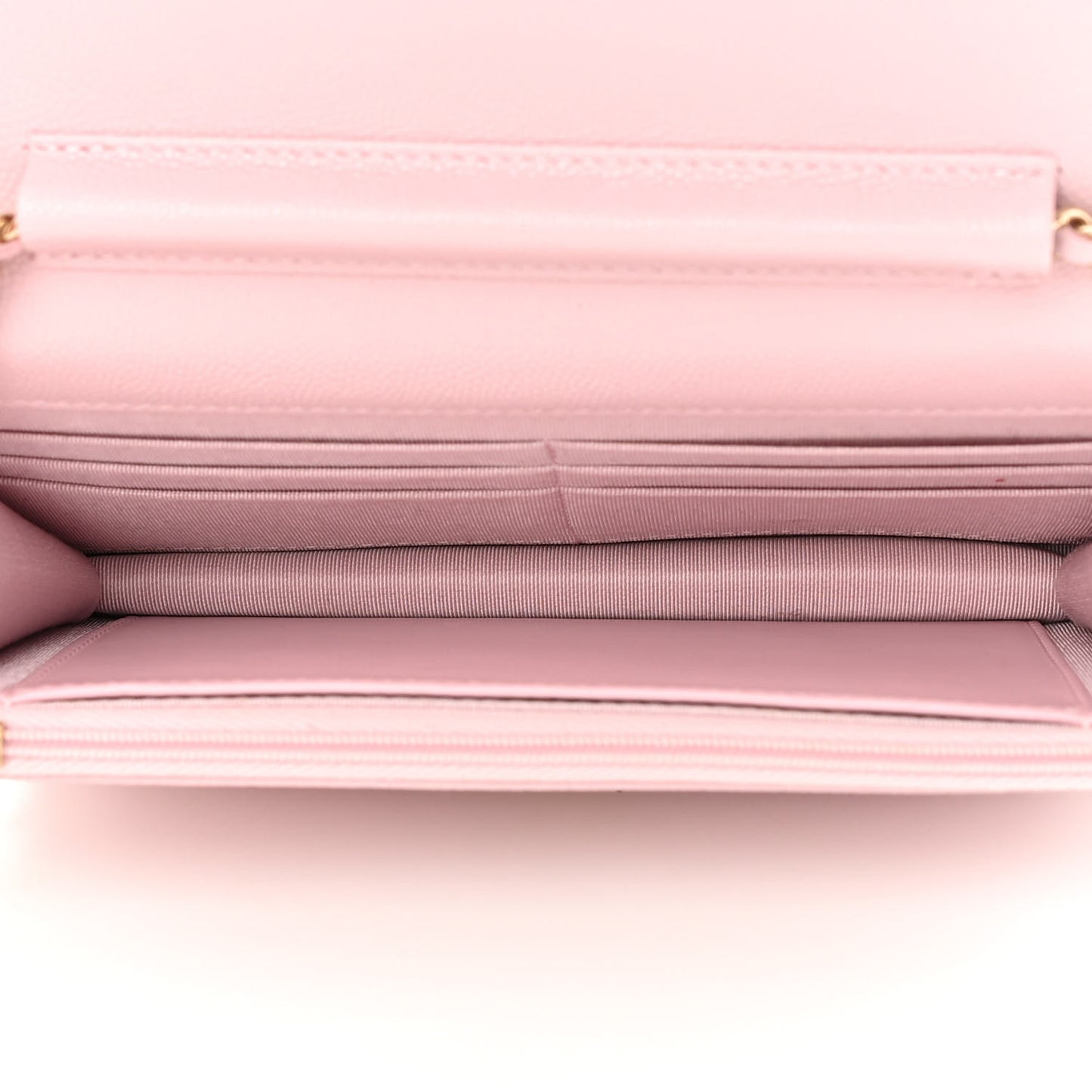 Caviar Quilted Wallet on Chain WOC Light Pink