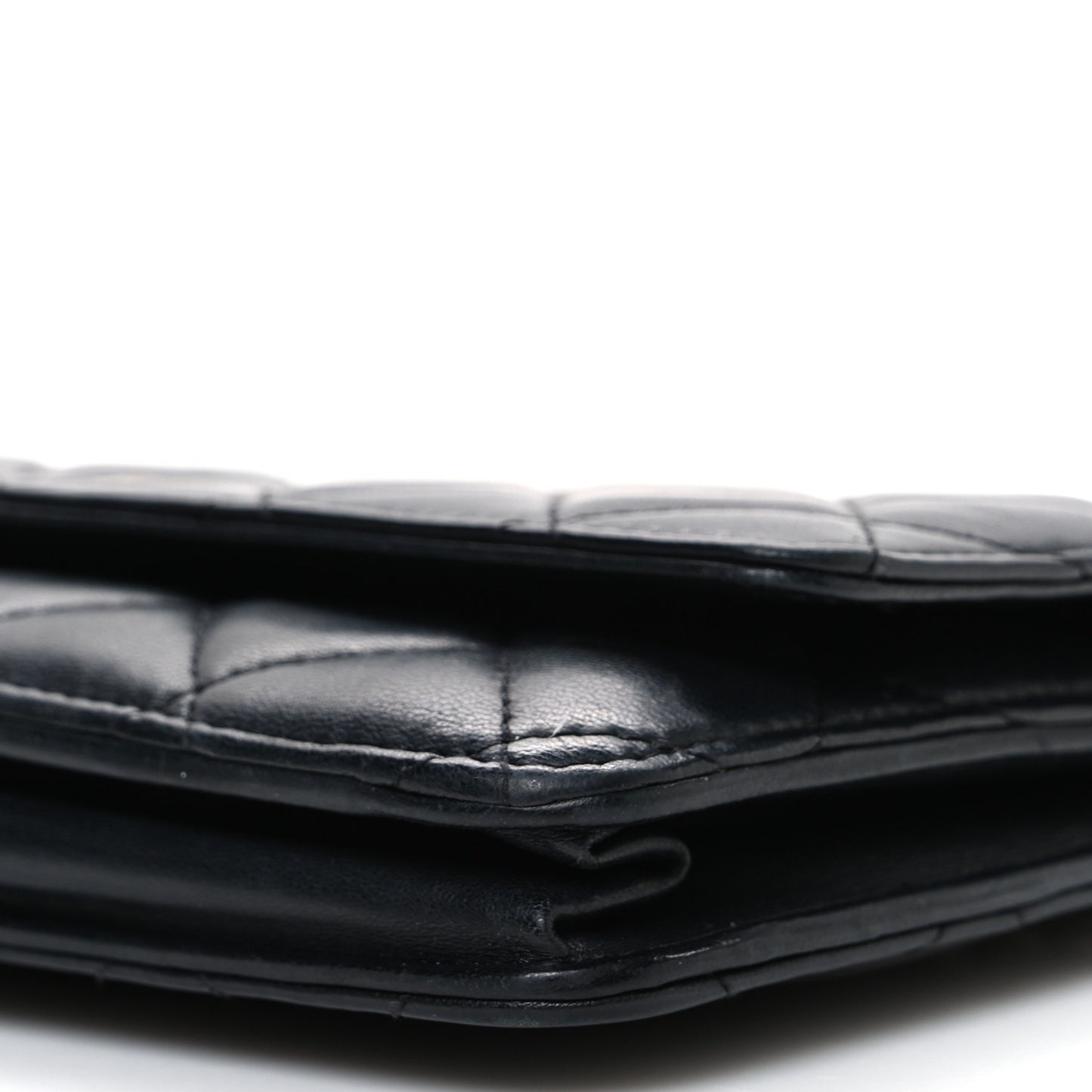 Lambskin Quilted Wallet On Chain WOC Black