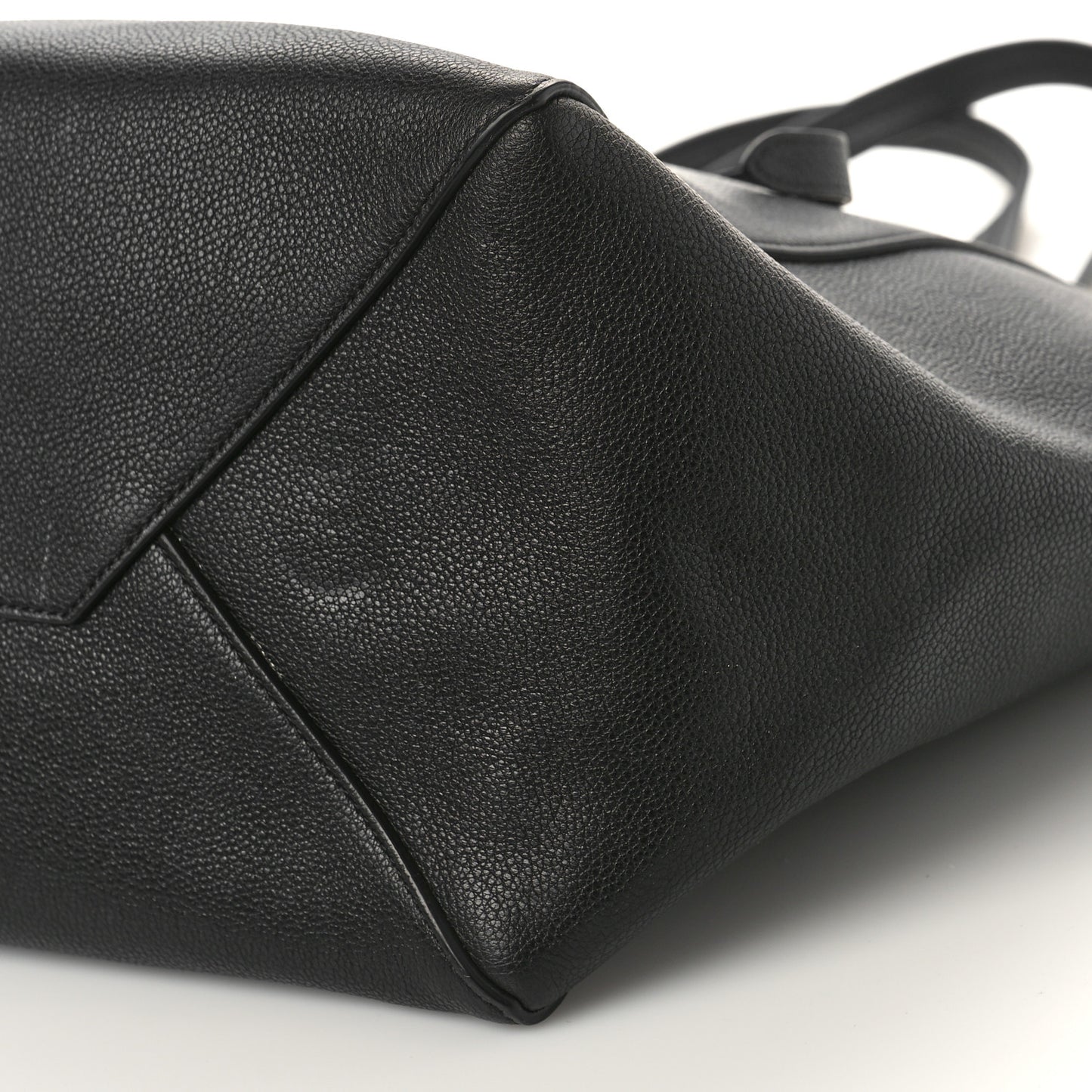 Soft Grained Calfskin Small Belt Cabas Phantom Black