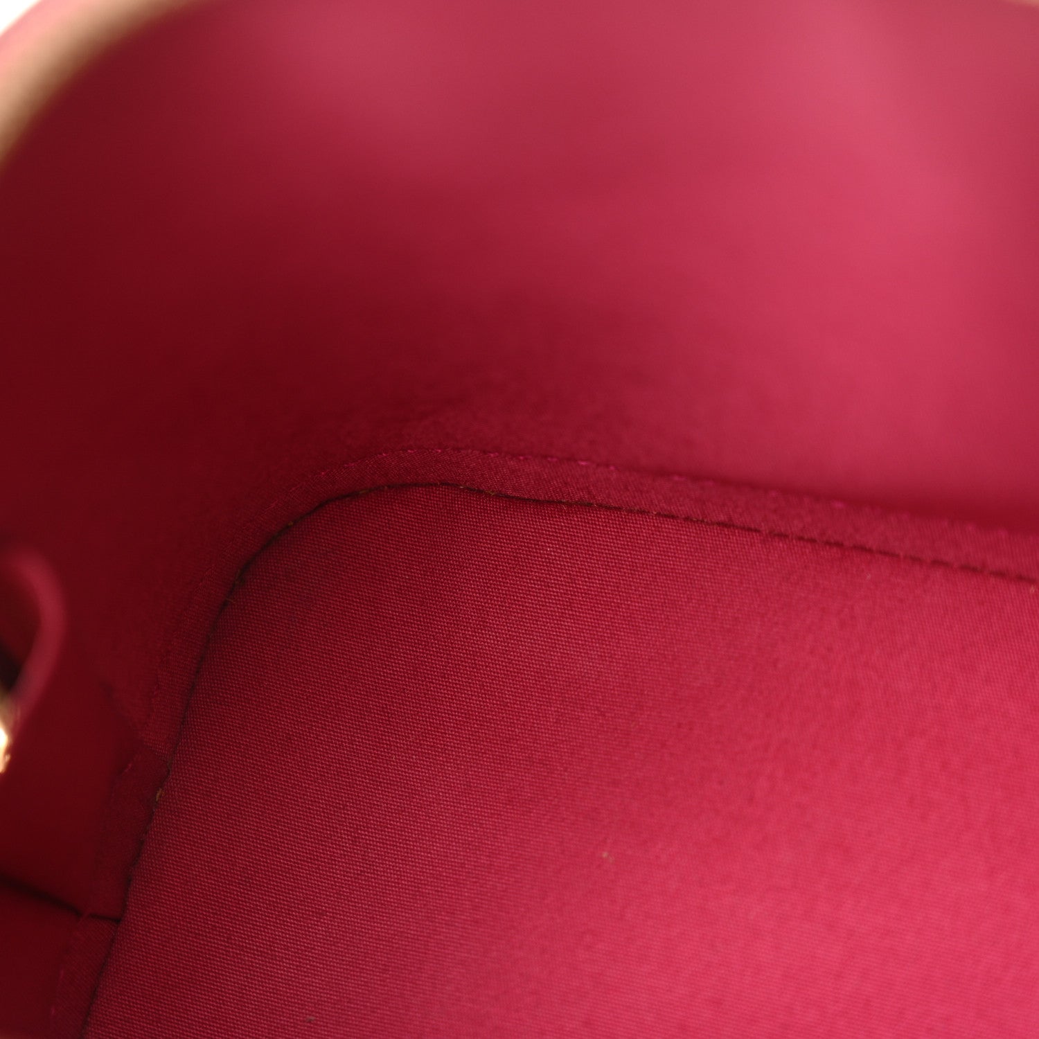 Louis Vuitton Vernis Alma BB Rose Indien 11 of 12