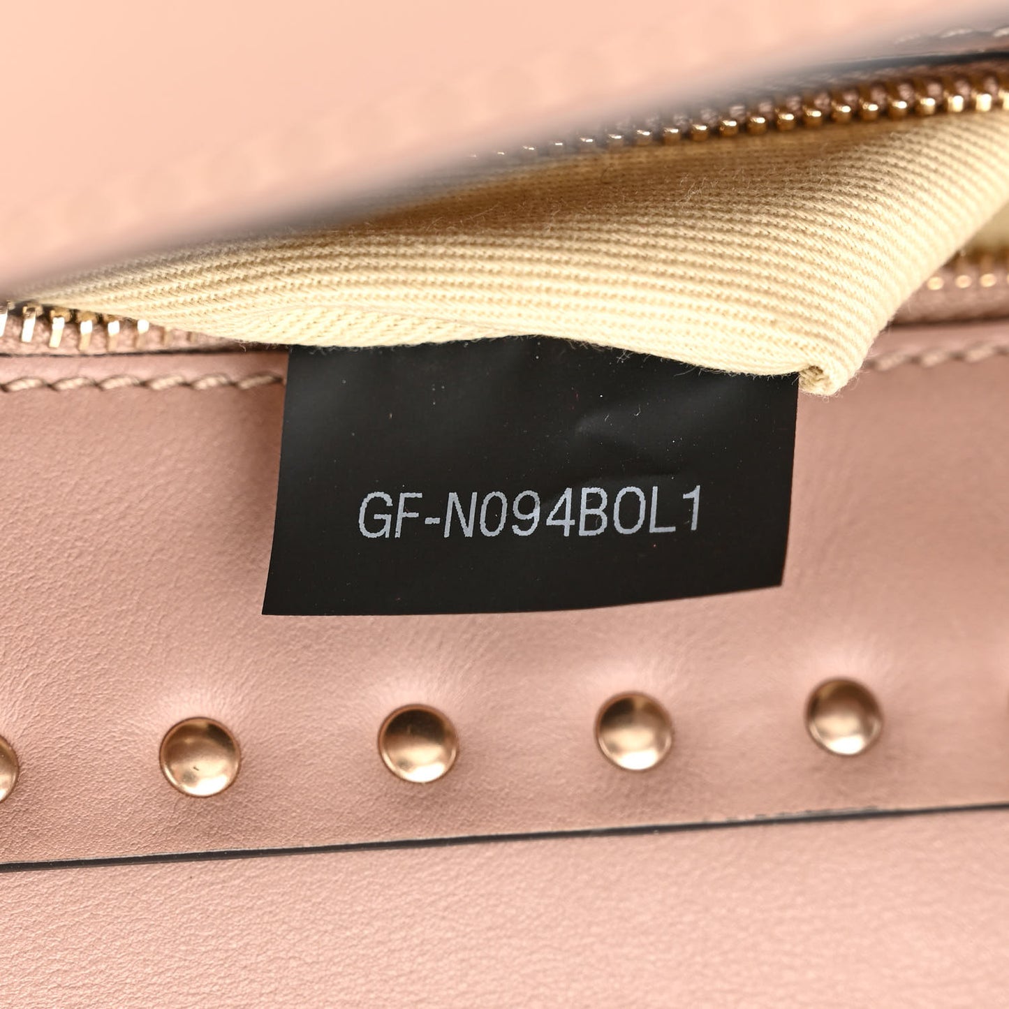 Vitello Small Rockstud Single Handle Flap Bag Poudre