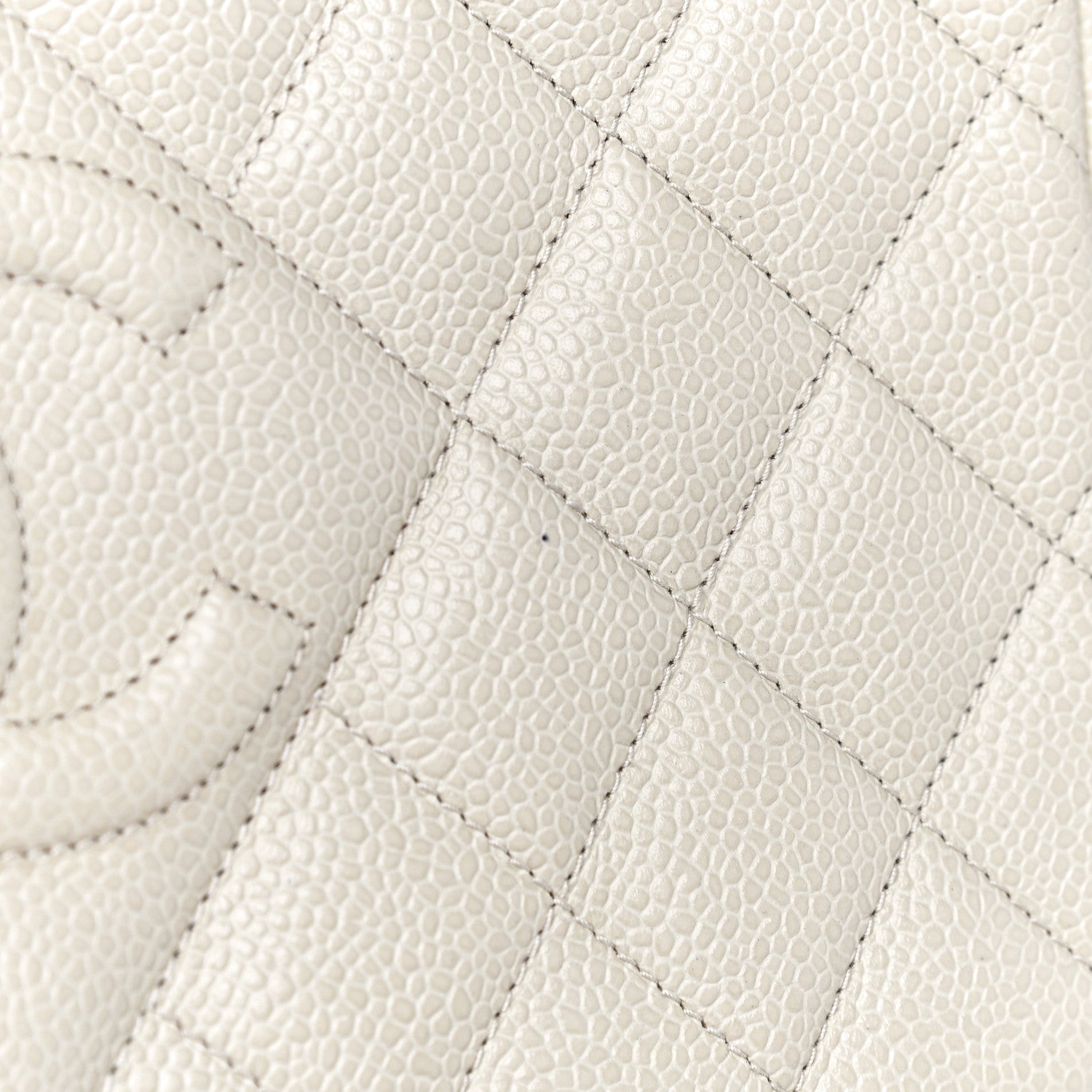 Chanel Caviar Quilted CC Camera Case Light Beige 17 of 17