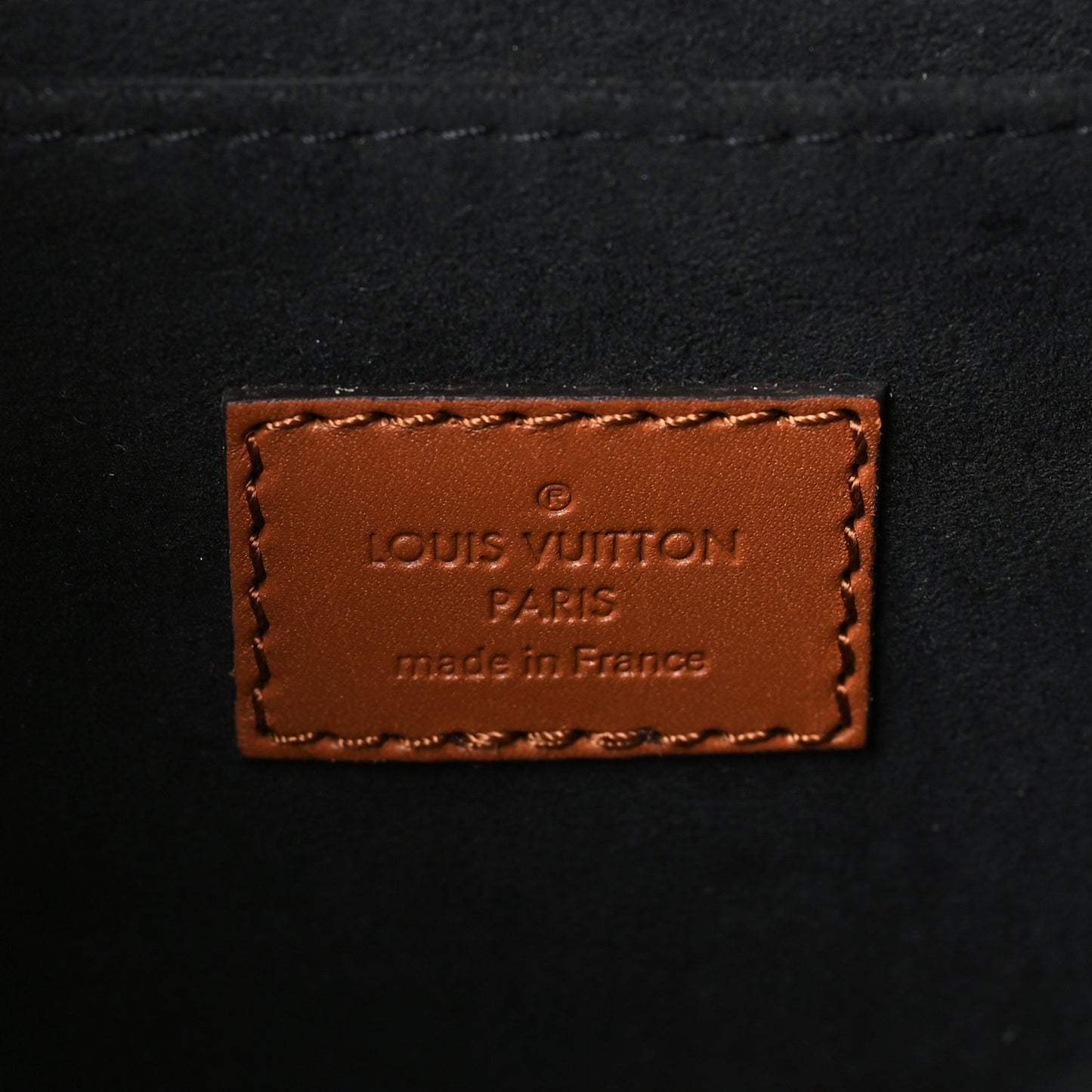Reverse Monogram Dauphine MM