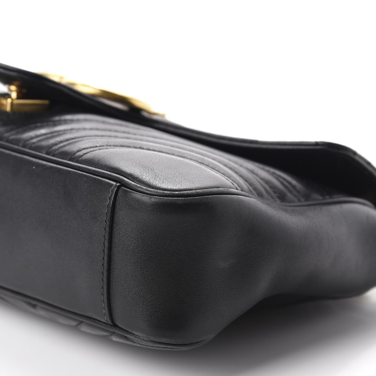 Calfskin Matelasse Medium GG Marmont Shoulder Bag Black
