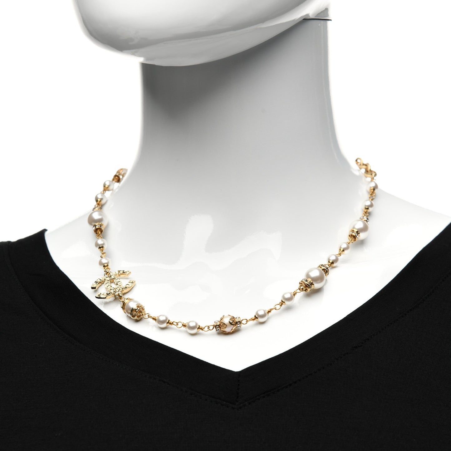 Pearl Crystal Textured CC Short Necklace Gold