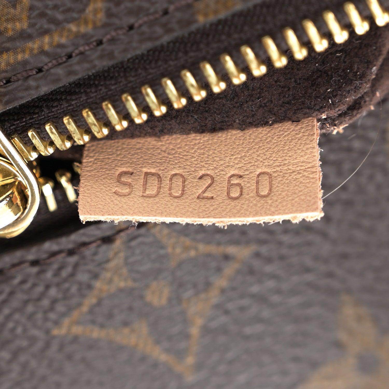 Louis Vuitton Monogram Pochette Metis 7 of 14