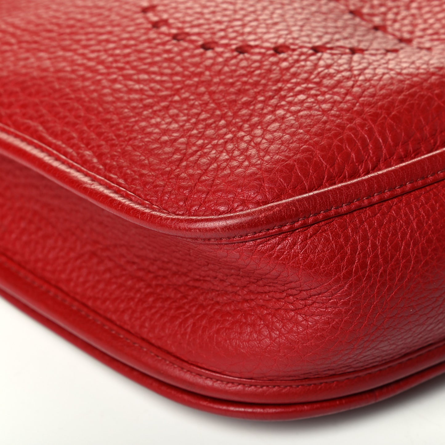 Taurillon Clemence Evelyne II PM Rouge Garance