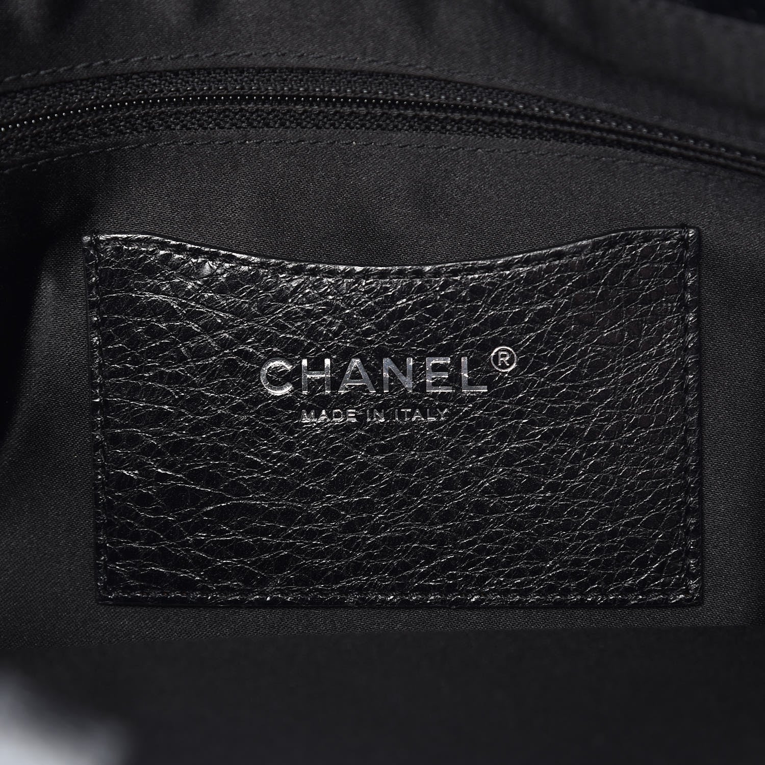 Chanel Glazed Calfskin Large On The Road Tote Black 7 of 12