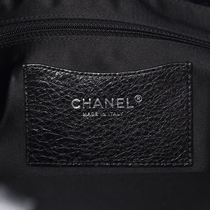 Chanel Glazed Calfskin Large On The Road Tote Black 7 of 12