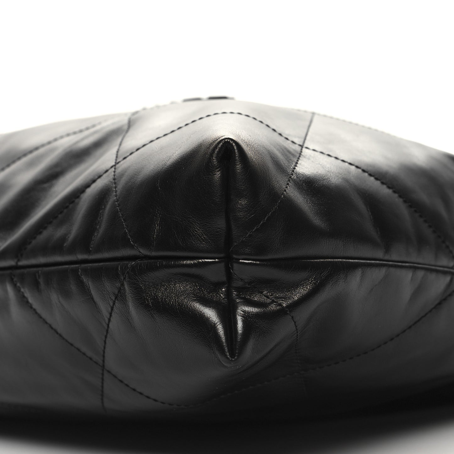 Shiny Calfskin Quilted Chanel 22 So Black