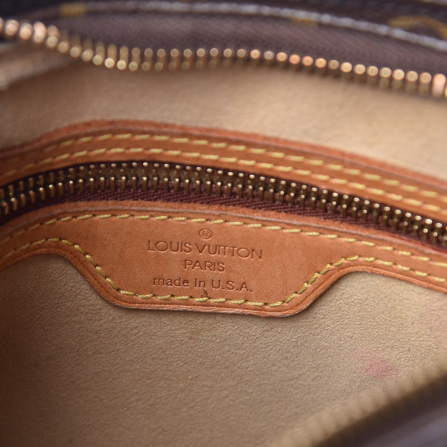 Monogram Looping MM