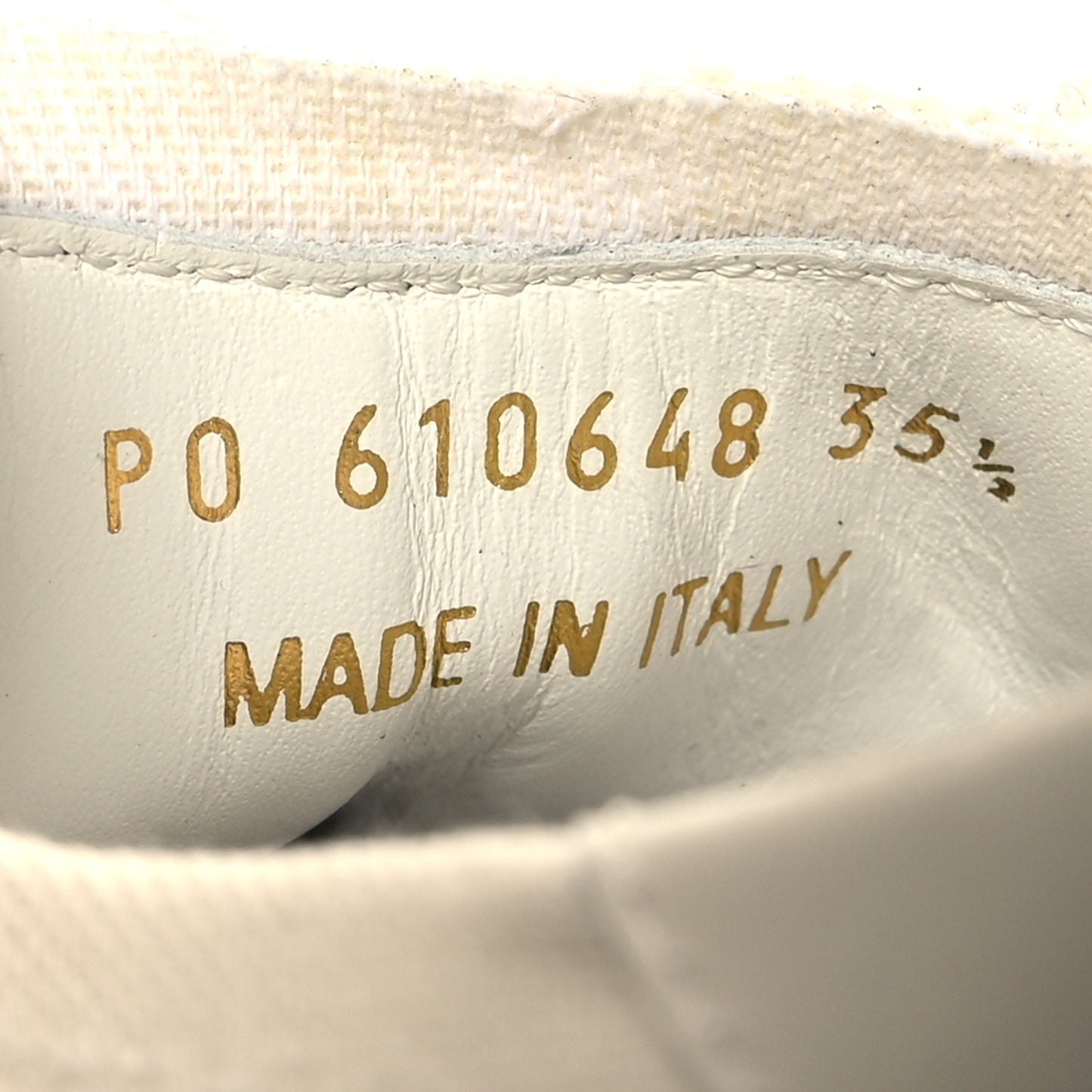 Distressed Canvas Court Classic Sneakers 35.5 Panna