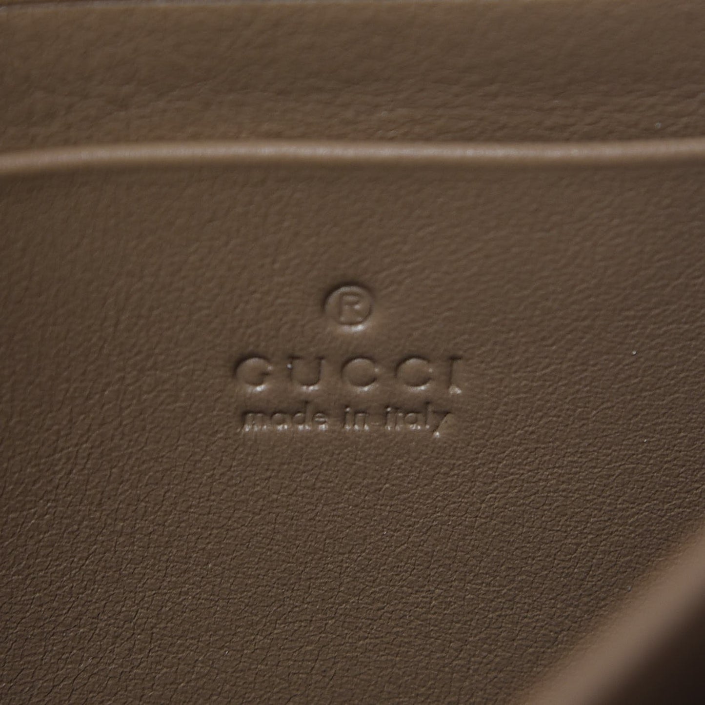Velvet Matelasse GG Marmont Chain Wallet Taupe