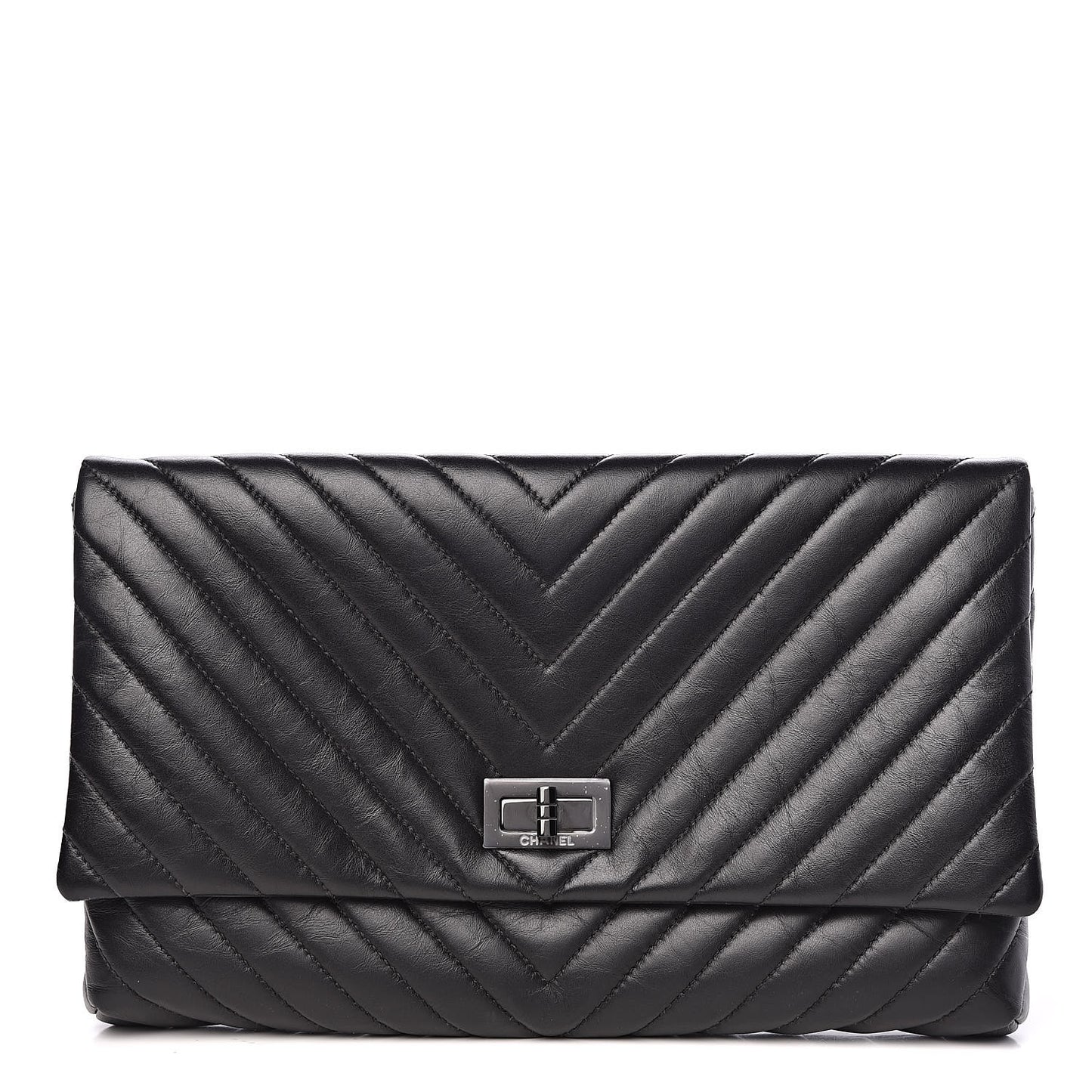 Aged Calfskin Chevron Quilted Reissue 2.55 Clutch Black
