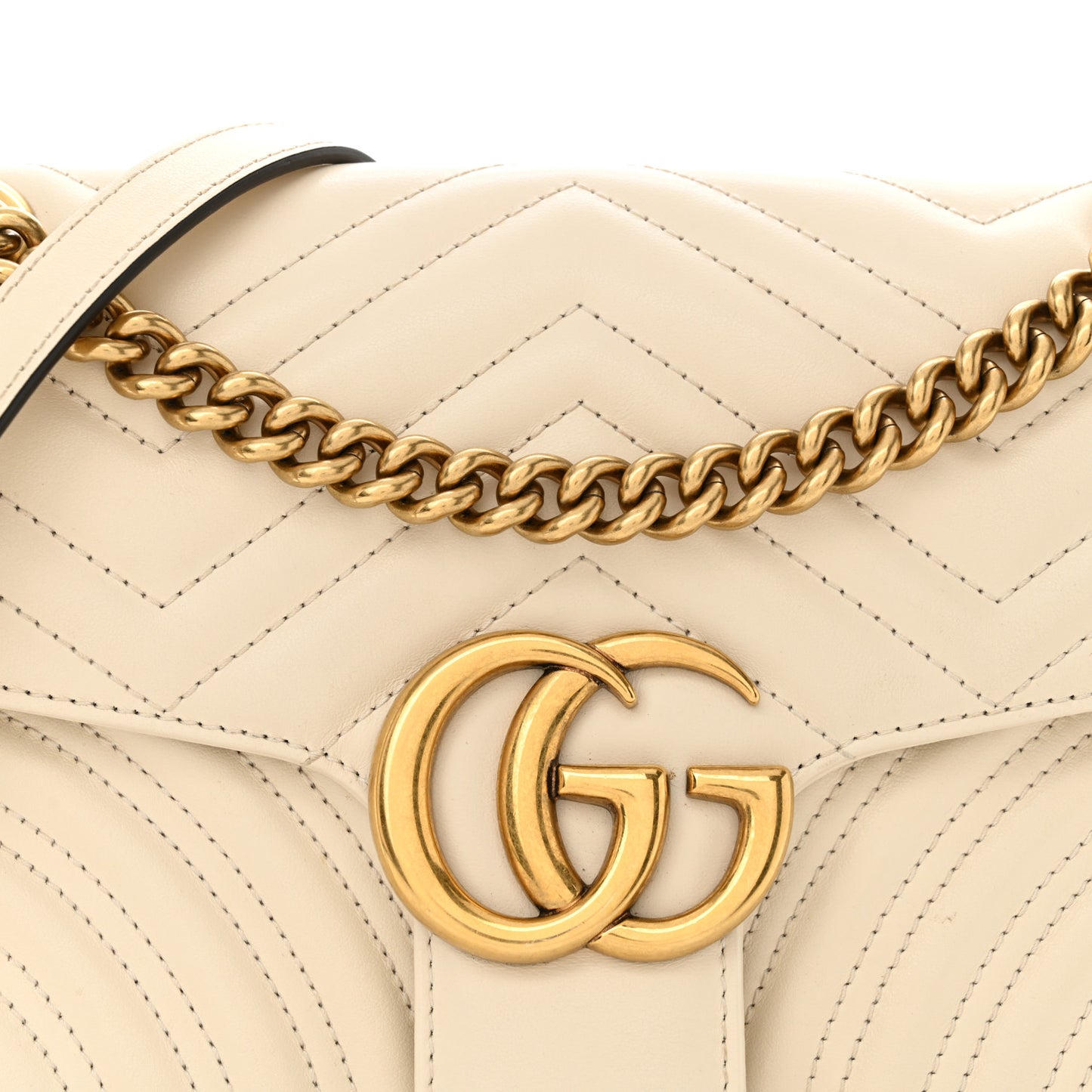 Calfskin Matelasse Small GG Marmont Shoulder Bag White