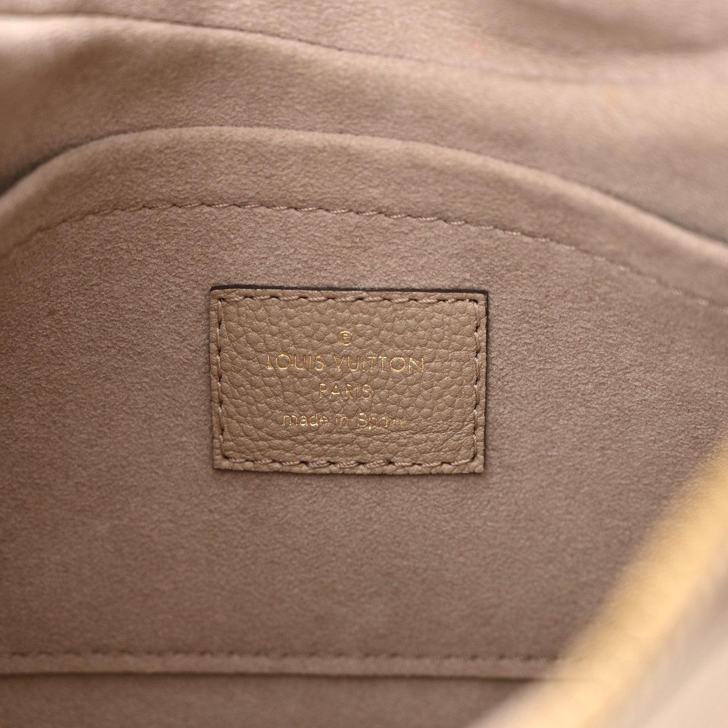 Louis Vuitton Empreinte Monogram Giant Bagatelle NM Tourterelle Creme 6 of 11