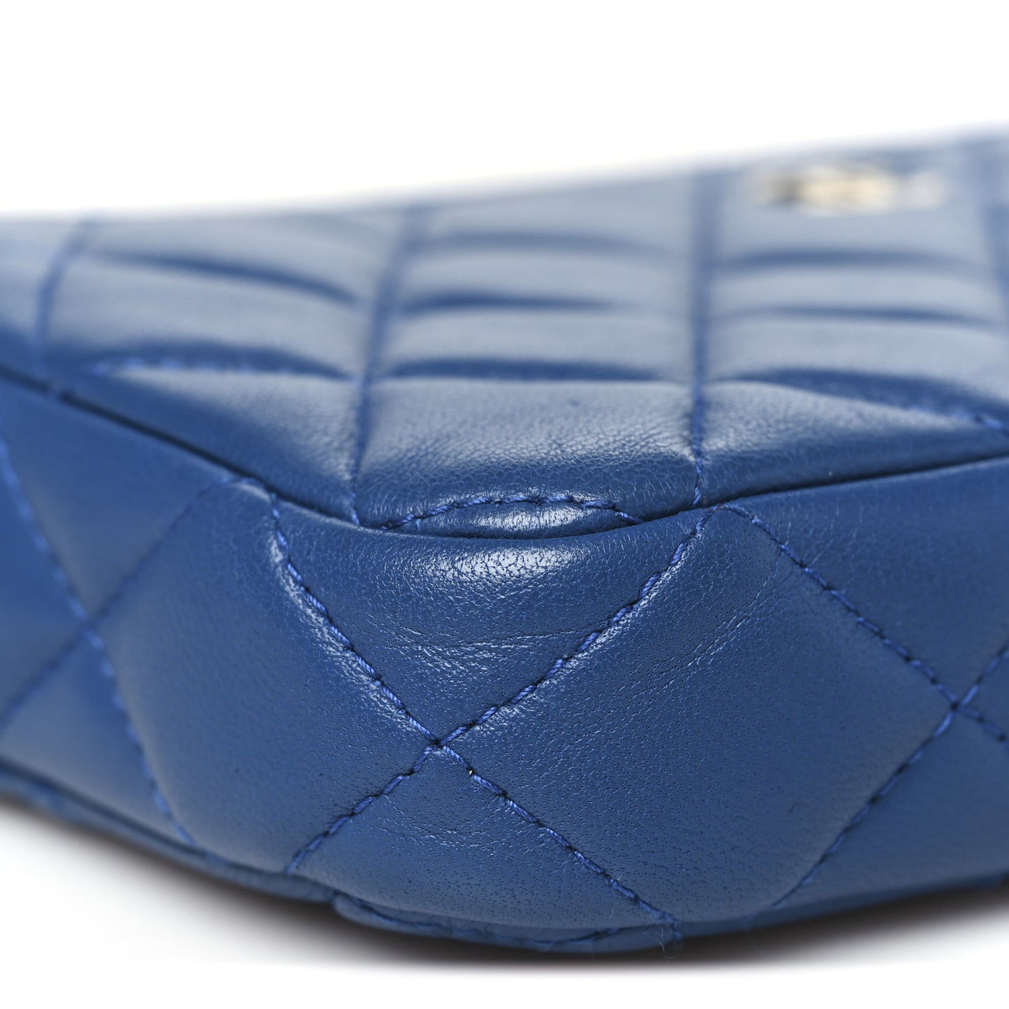 Lambskin Quilted Small Clutch With Chain Blue