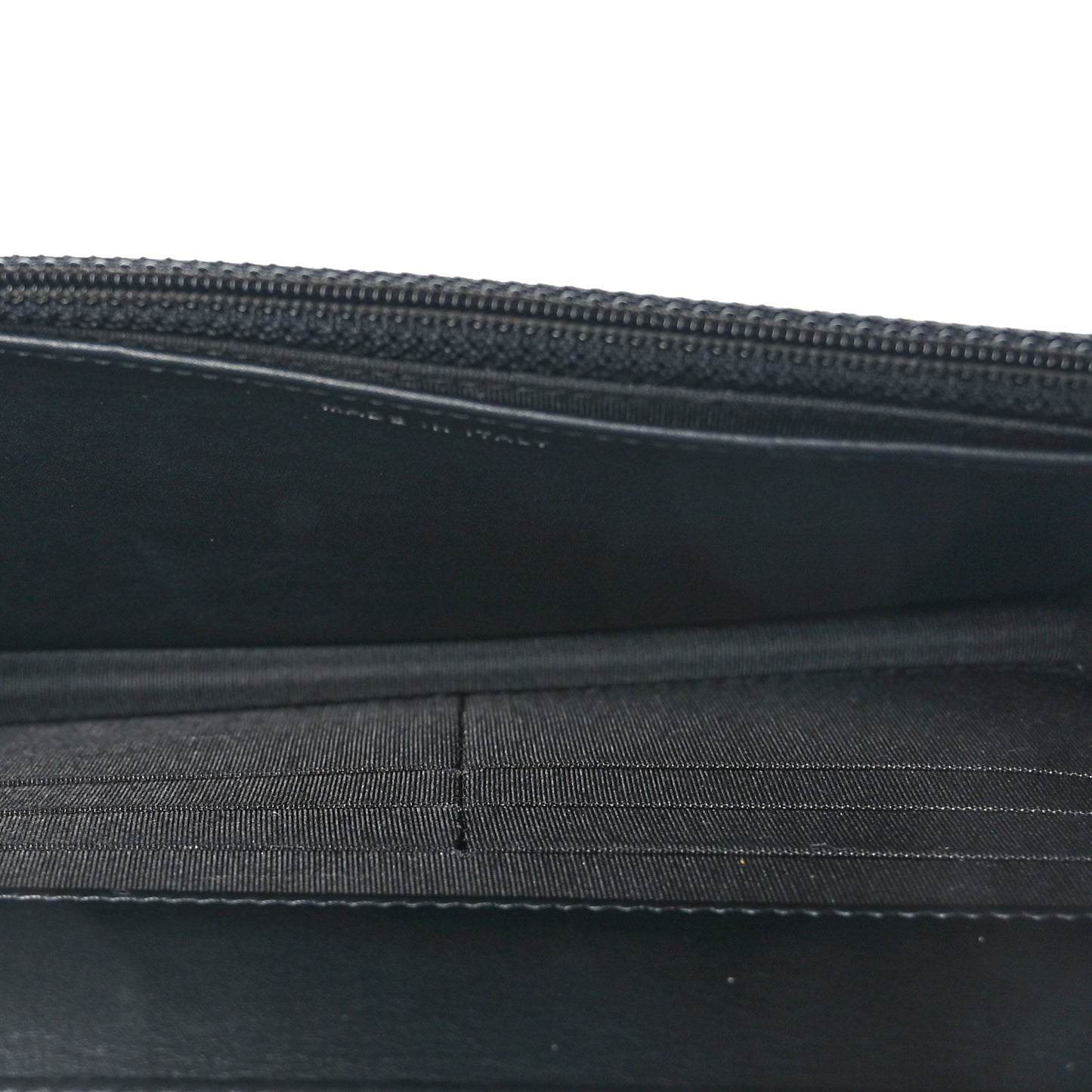 Calfskin Chain 20s Signe Wallet on Chain WOC Black