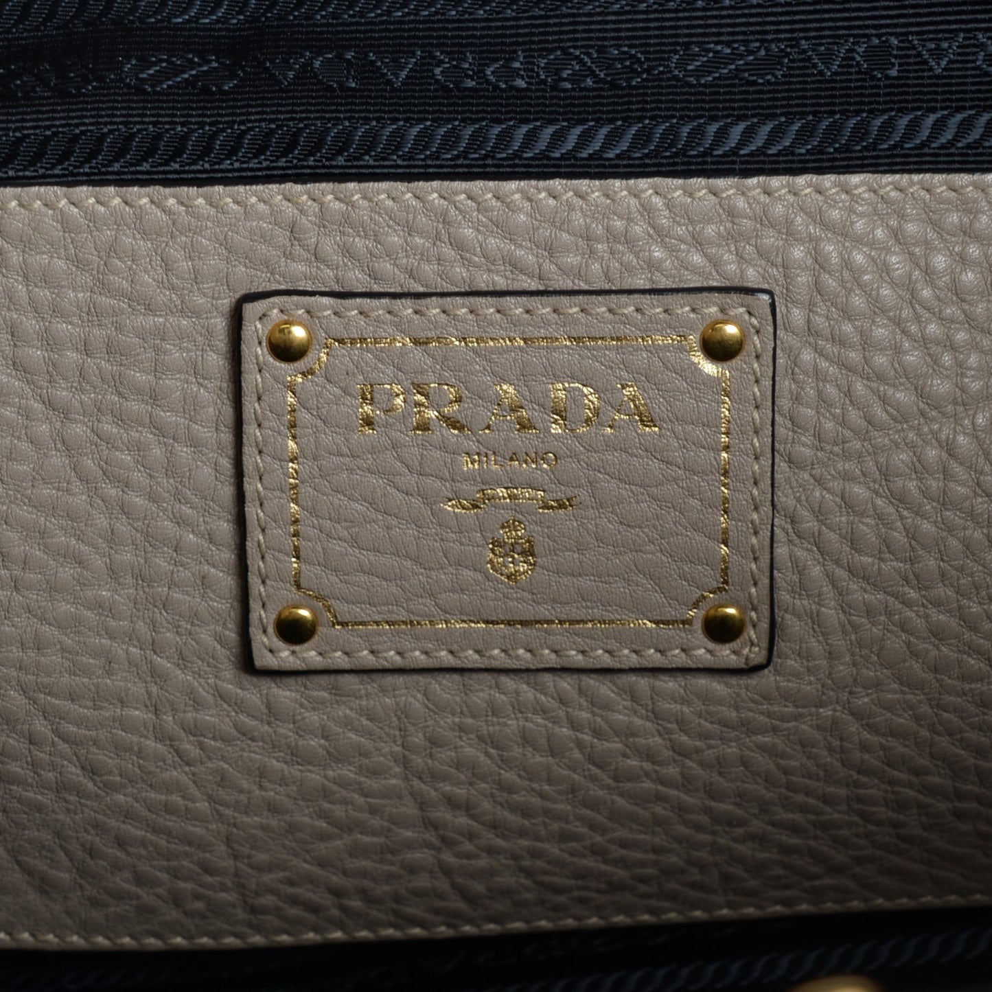 Vitello Daino Shopping Tote Pomice