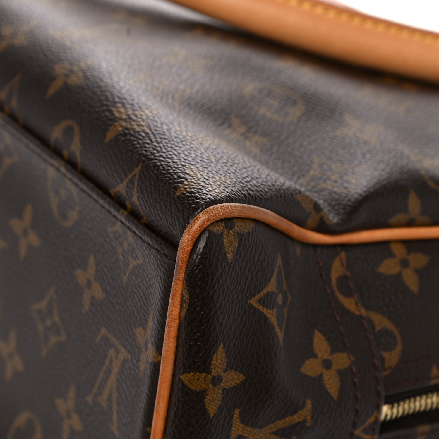 Louis Vuitton Monogram Manhattan GM 10 of 31