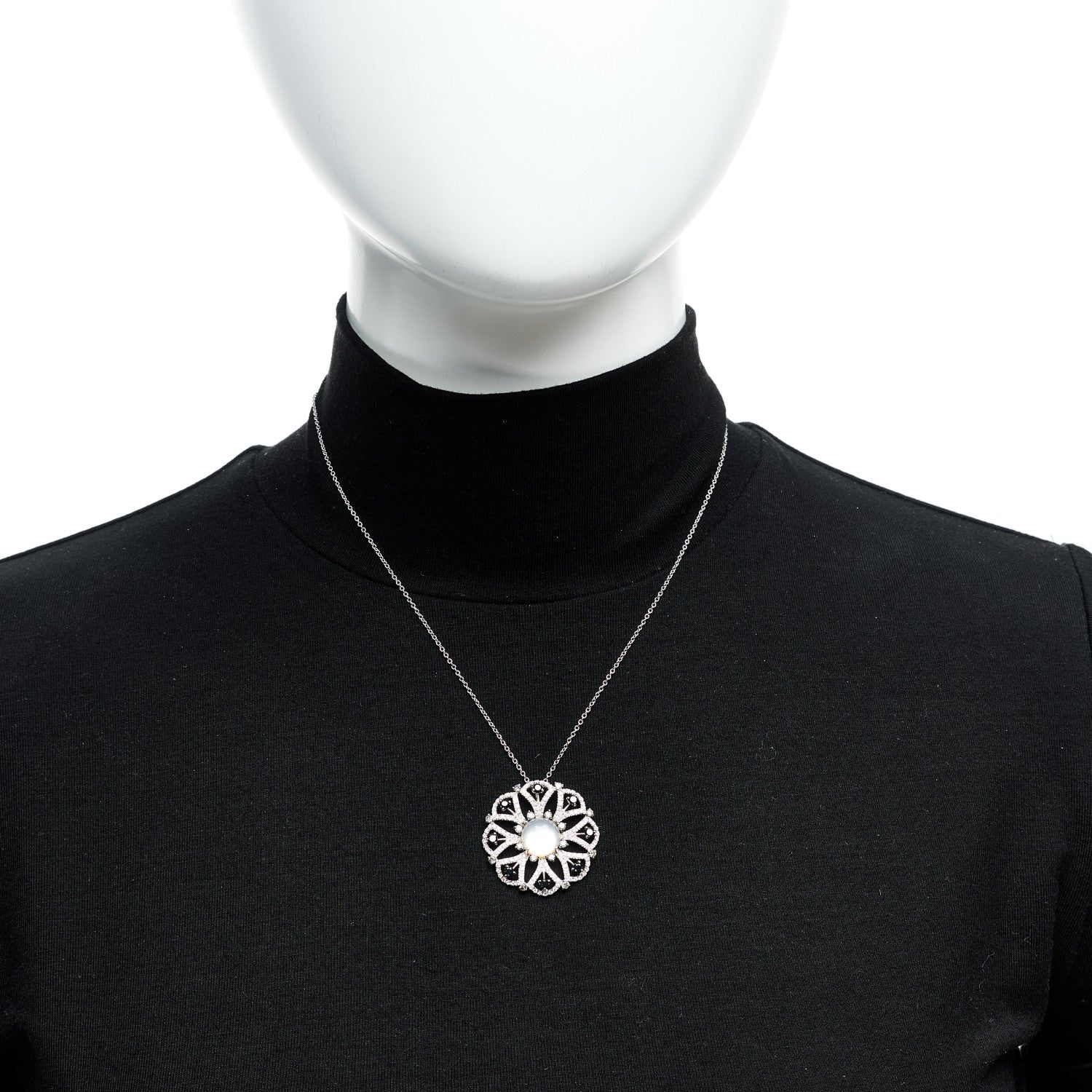 Roberto Coin 18K White Gold Diamond Mother of Pearl Quartz Margherita Pendant Necklace 2 of 6