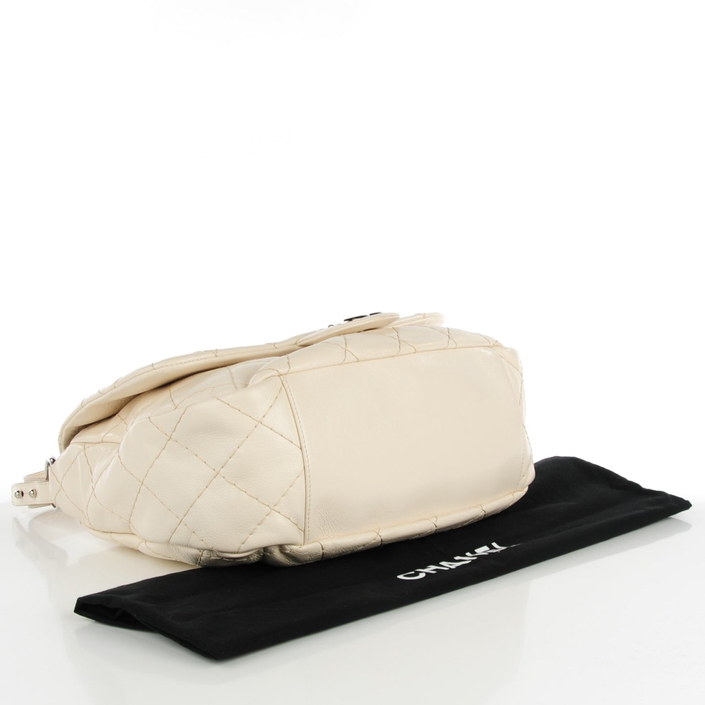Glazed Calfskin XL On The Road Flap Ivory