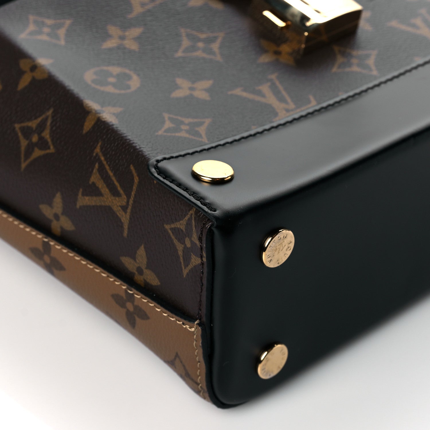 Louis Vuitton Reverse Monogram Bento Box EW 8 of 9