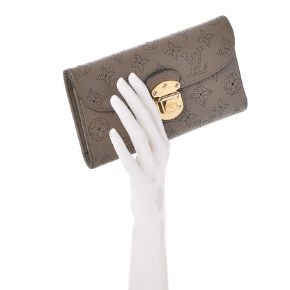 Louis Vuitton Mahina Amelia Wallet Taupe 2 of 10