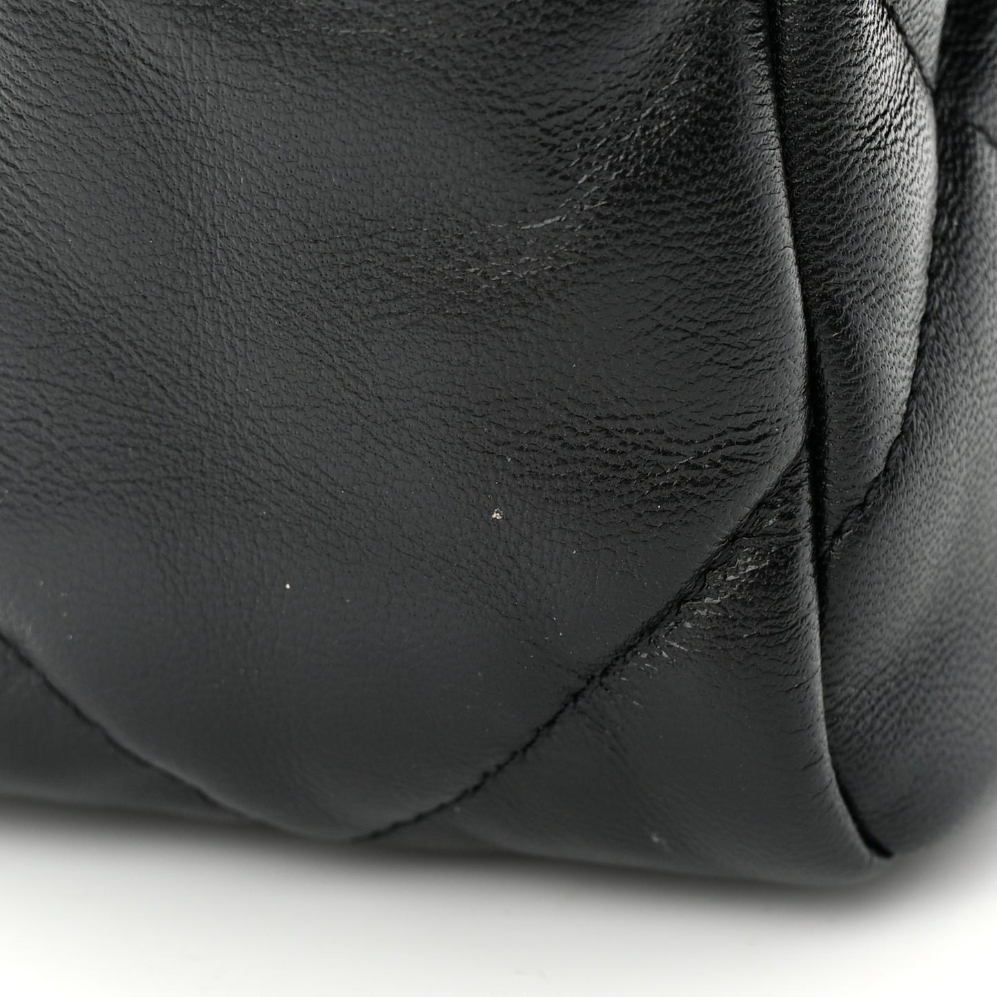 Shiny Goatskin Quilted Medium Chanel 19 Flap Black
