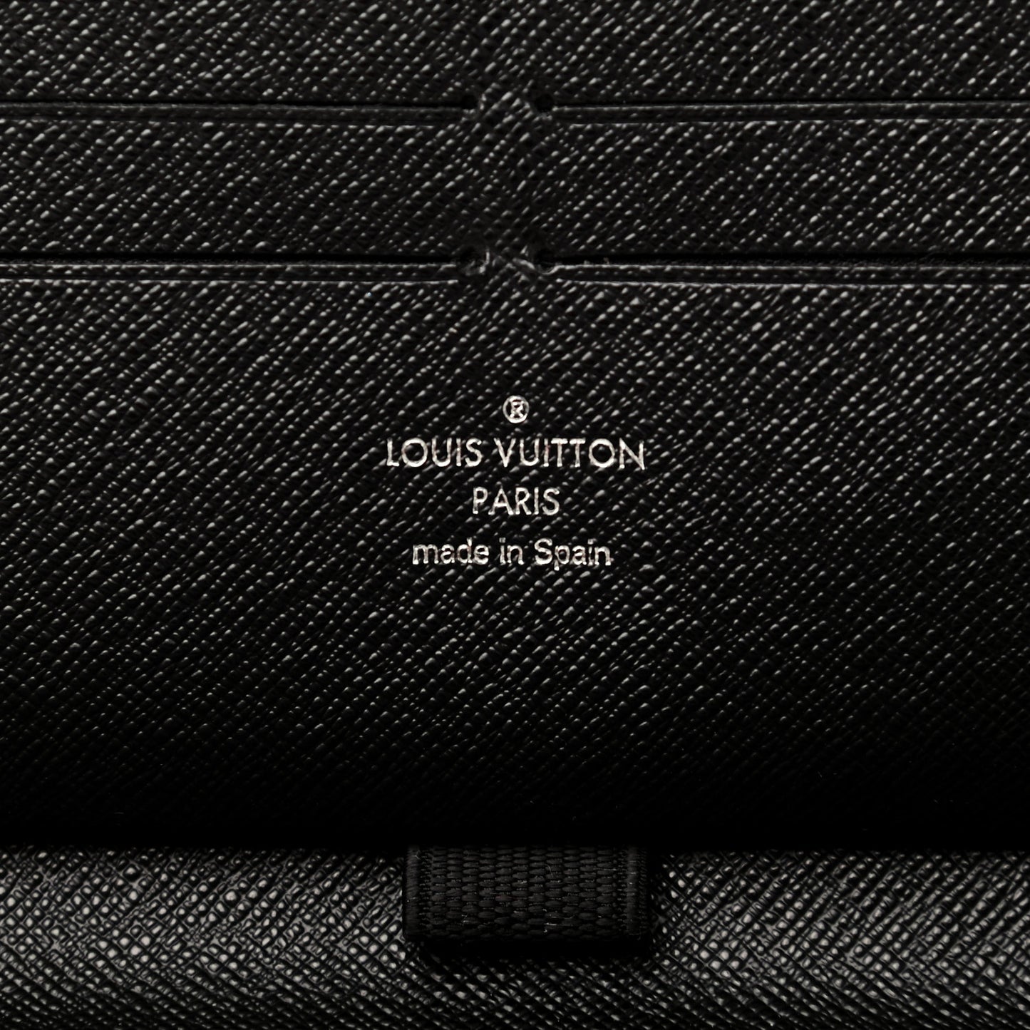 Damier Graphite Zippy Organizer Wallet