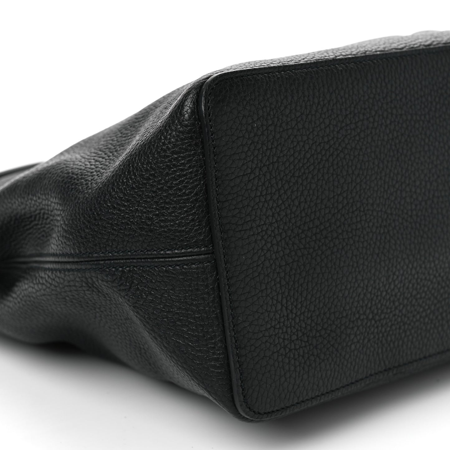 Pebbled Calfskin Large Soho Hobo Black