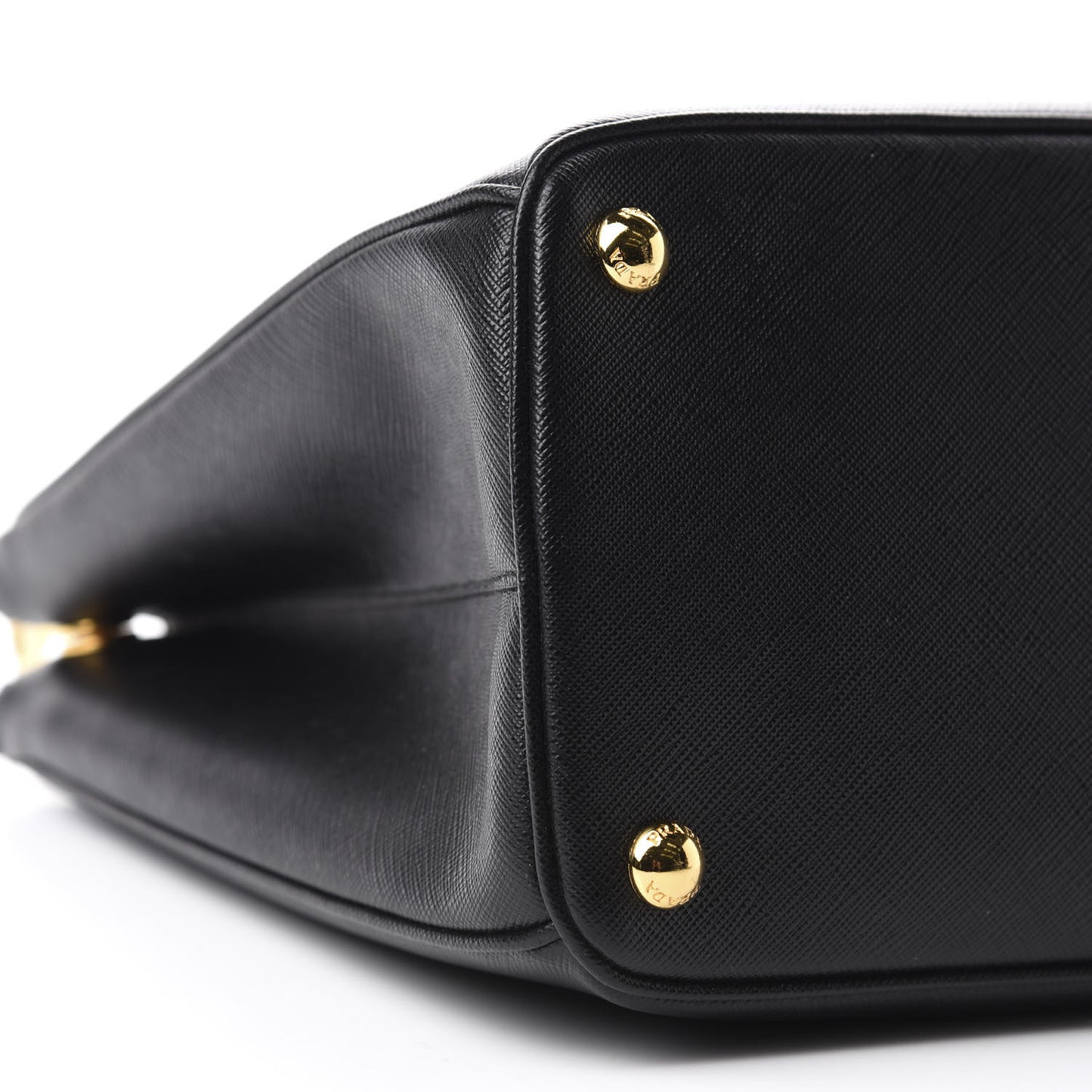 Saffiano Medium Galleria Double Zip Tote Black