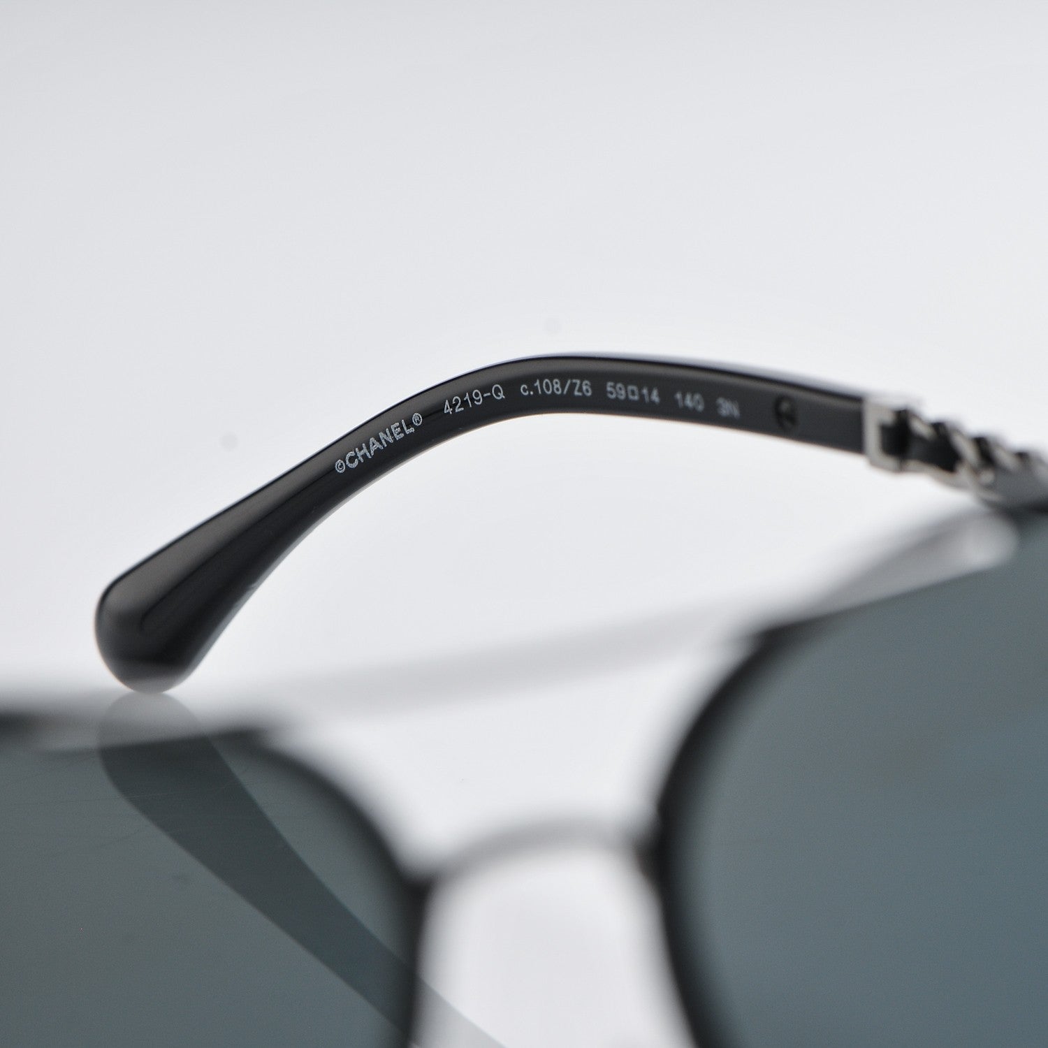 Chanel Pilot Winter Sunglasses 4219 Navy 5 of 9