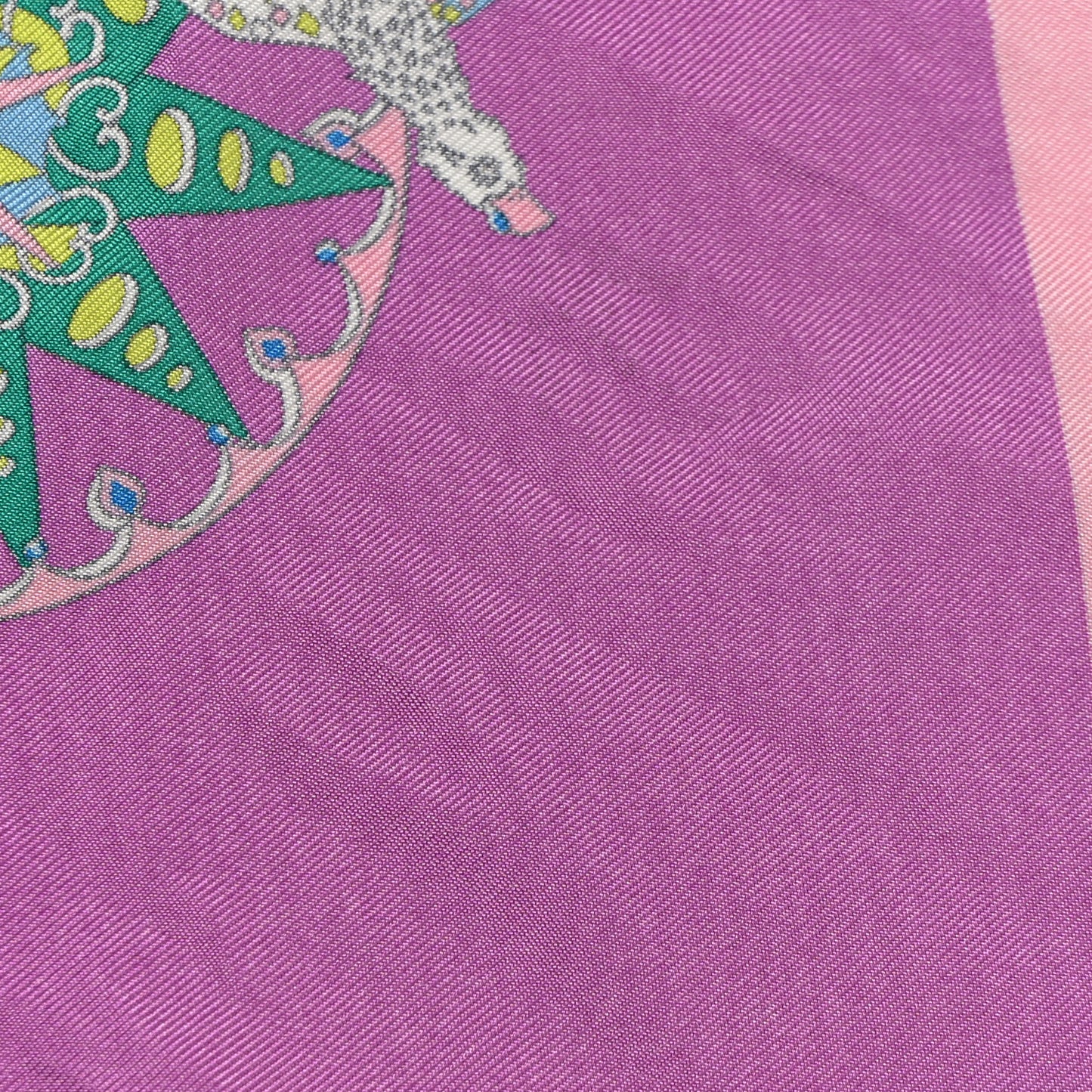 Silk La Folle Parade Zoom Scarf 45 Mauve Vert Rose
