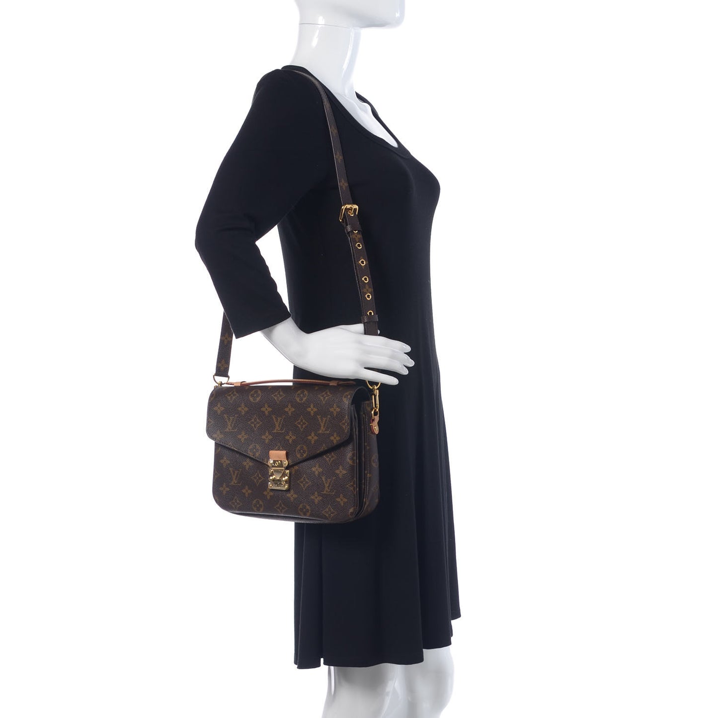 Monogram Pochette Metis