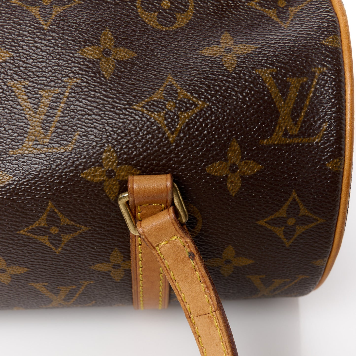 Monogram Papillon 26