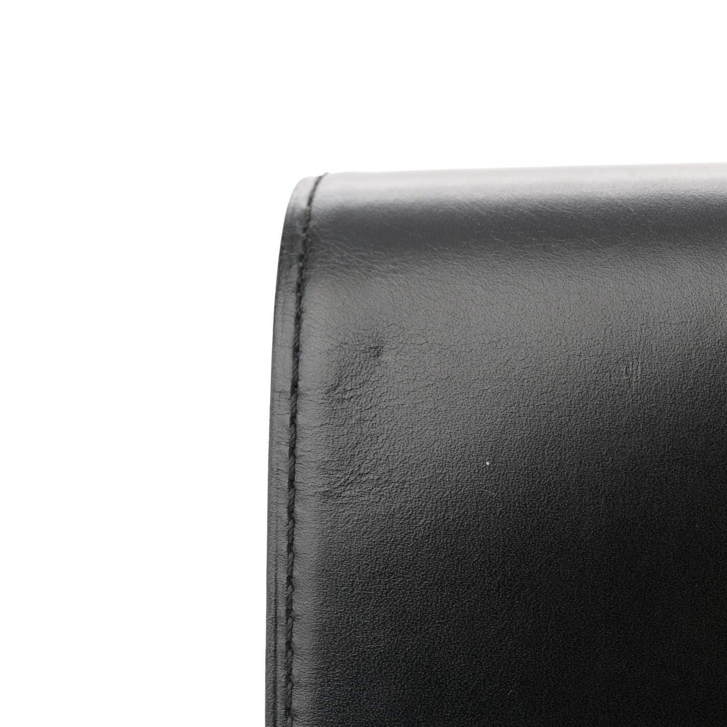 Calfskin Chain Louise GM Black