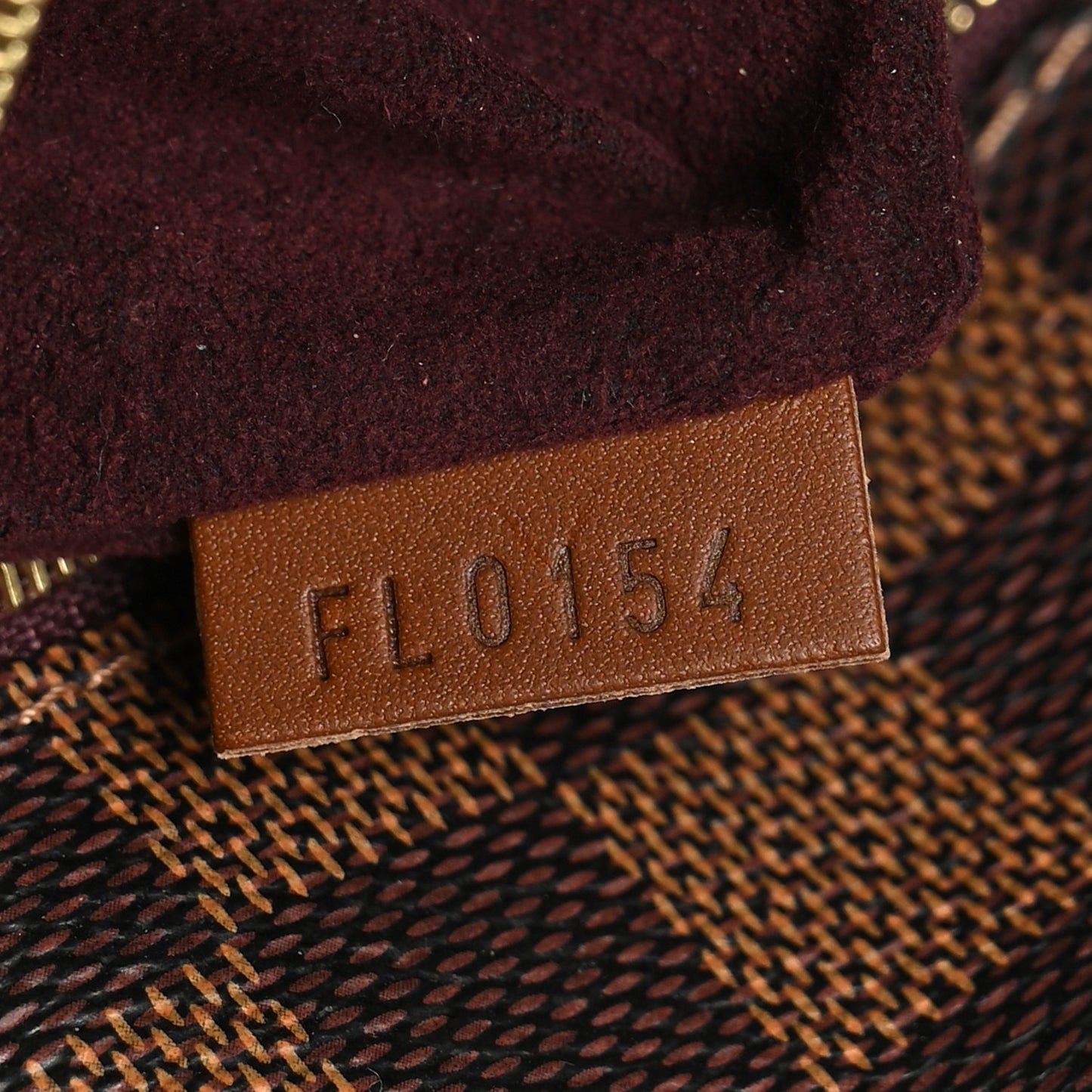 Damier Ebene Ascot