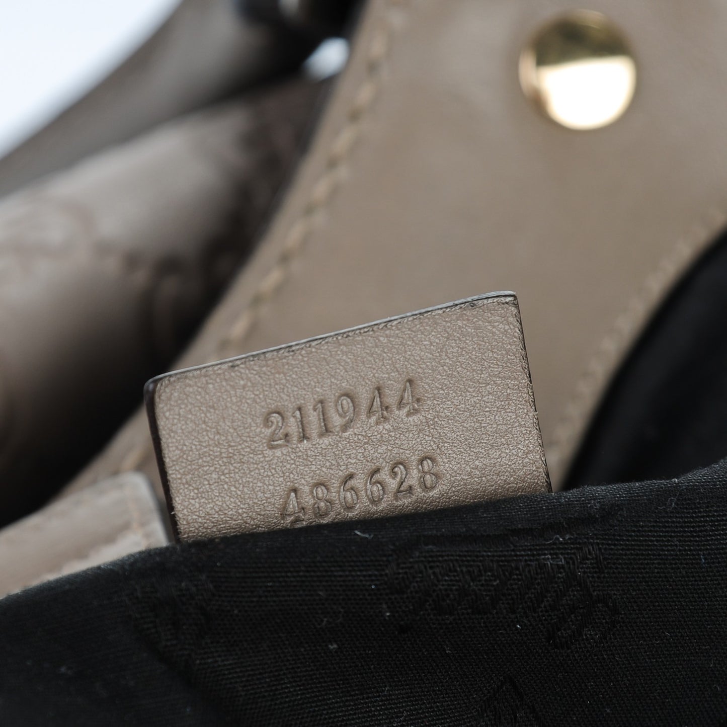 Guccissima Medium Sukey Tote Taupe