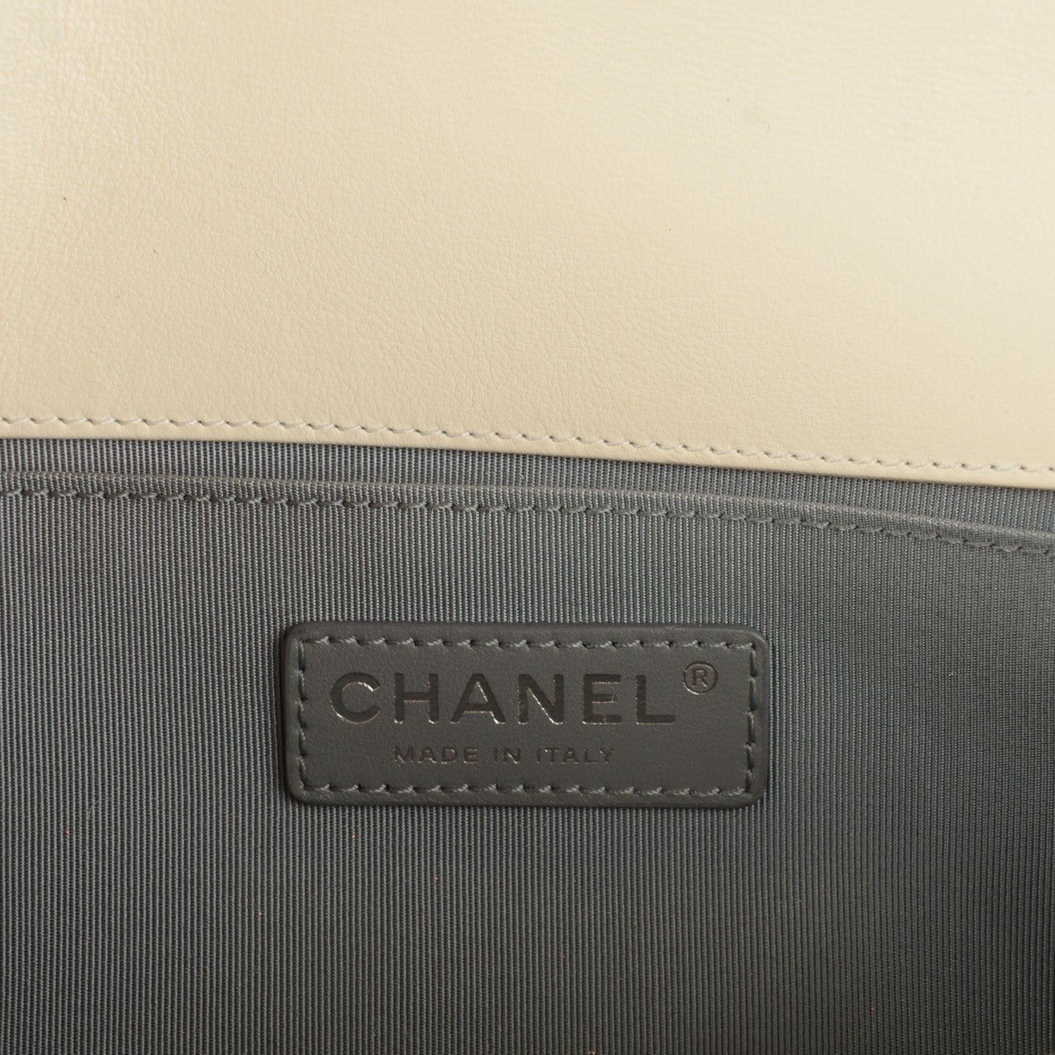 Chanel Calfskin Chevron Medium Boy Flap White 7 of 8