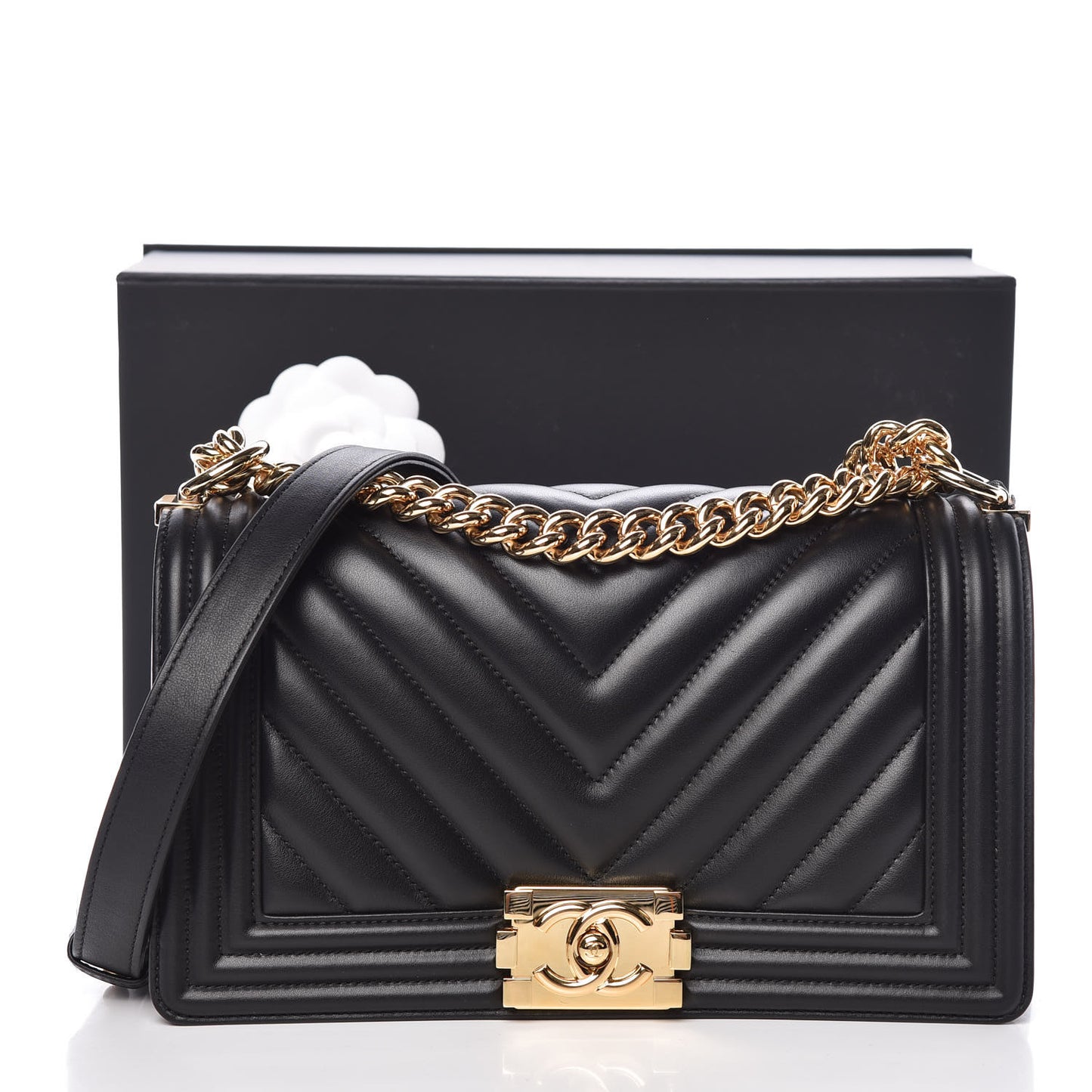 Lambskin Chevron Medium Boy Flap Black