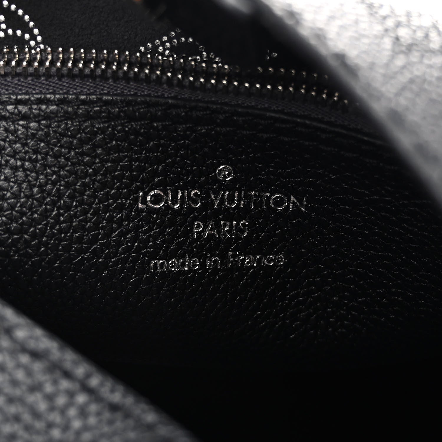 Louis Vuitton Mahina Carmel Hobo Black 6 of 9