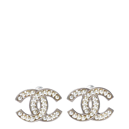 Chanel Pearl CC Earrings Light Gold 1 of 5
