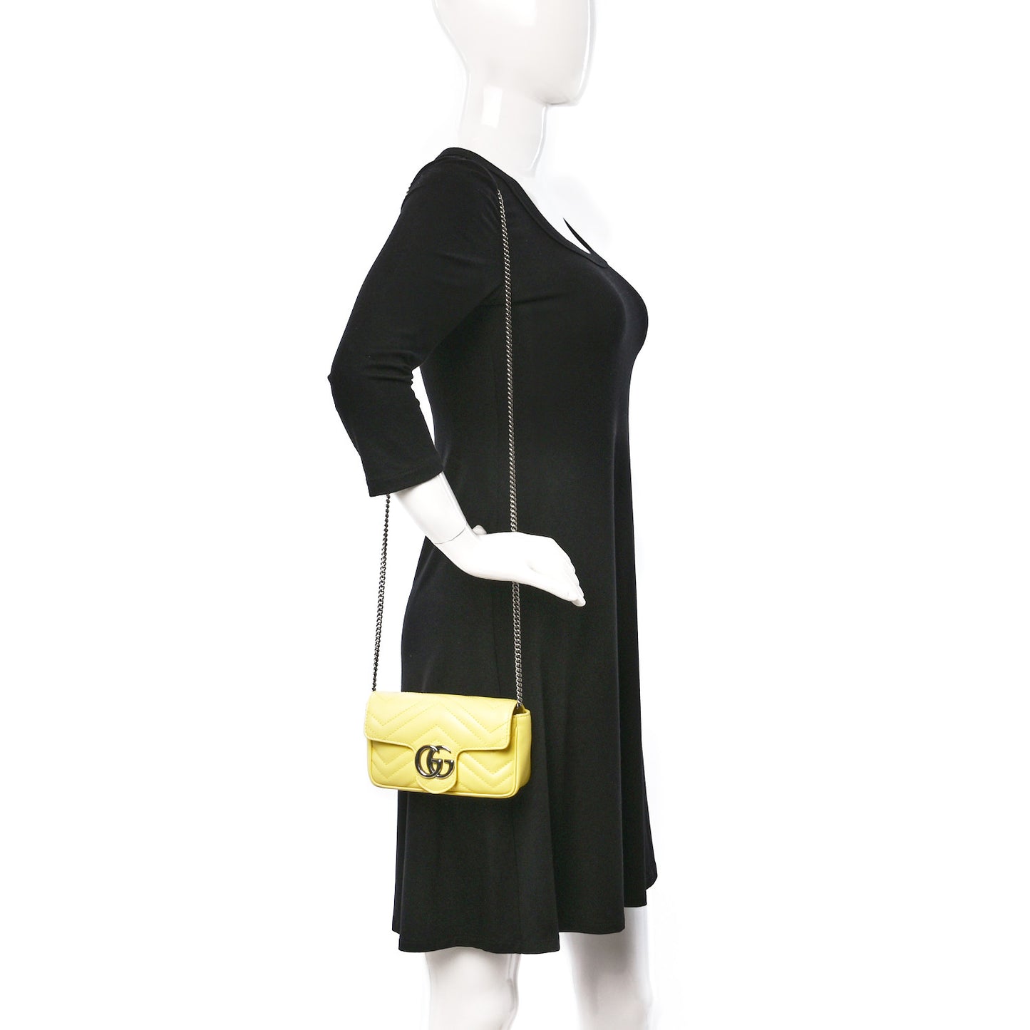 Calfskin Matelasse Super Mini GG Marmont Shoulder Bag Banana